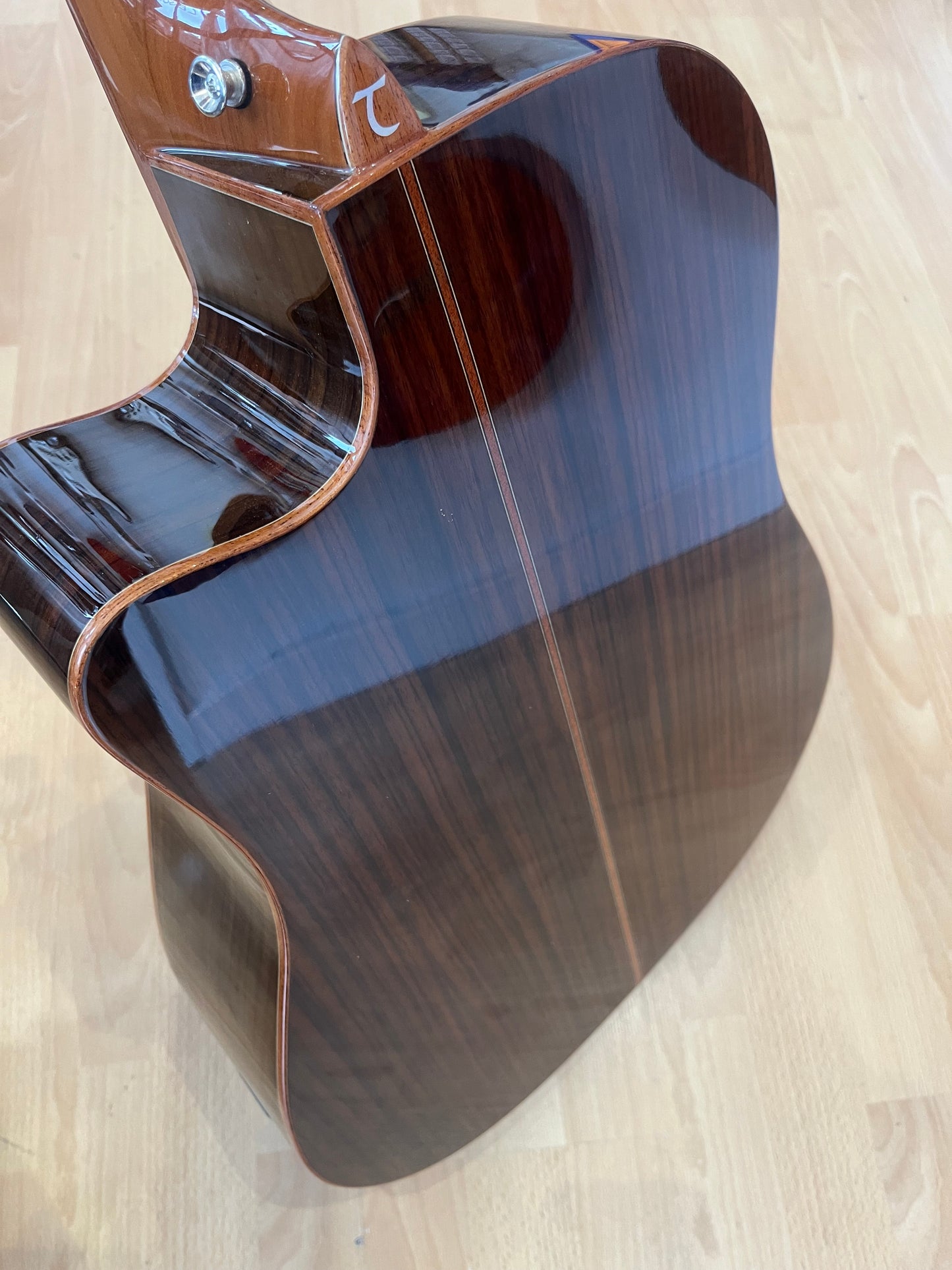 Tanglewood Smart Series Rosewood Acoustic Guitar LIMITED EDITION - Dreadnought cutaway