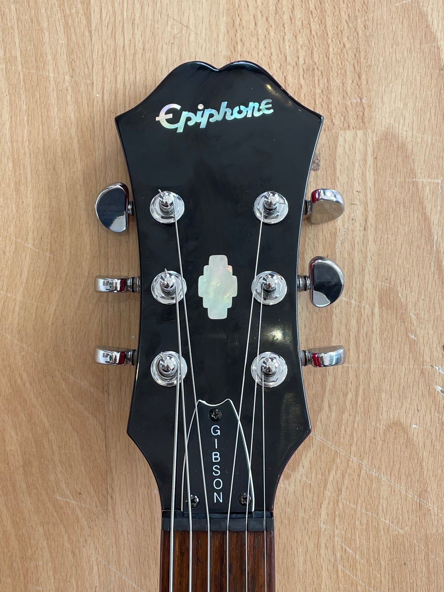 Stunning Epiphone ES-335 in Cherry Red in Excellent Condition