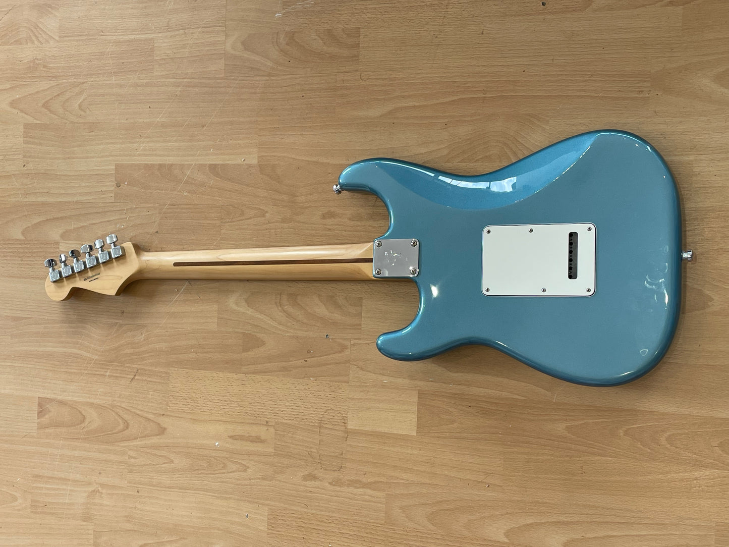 Fender Strat Player Series in Tidepool- with Fender Strap Locks - MINT condition