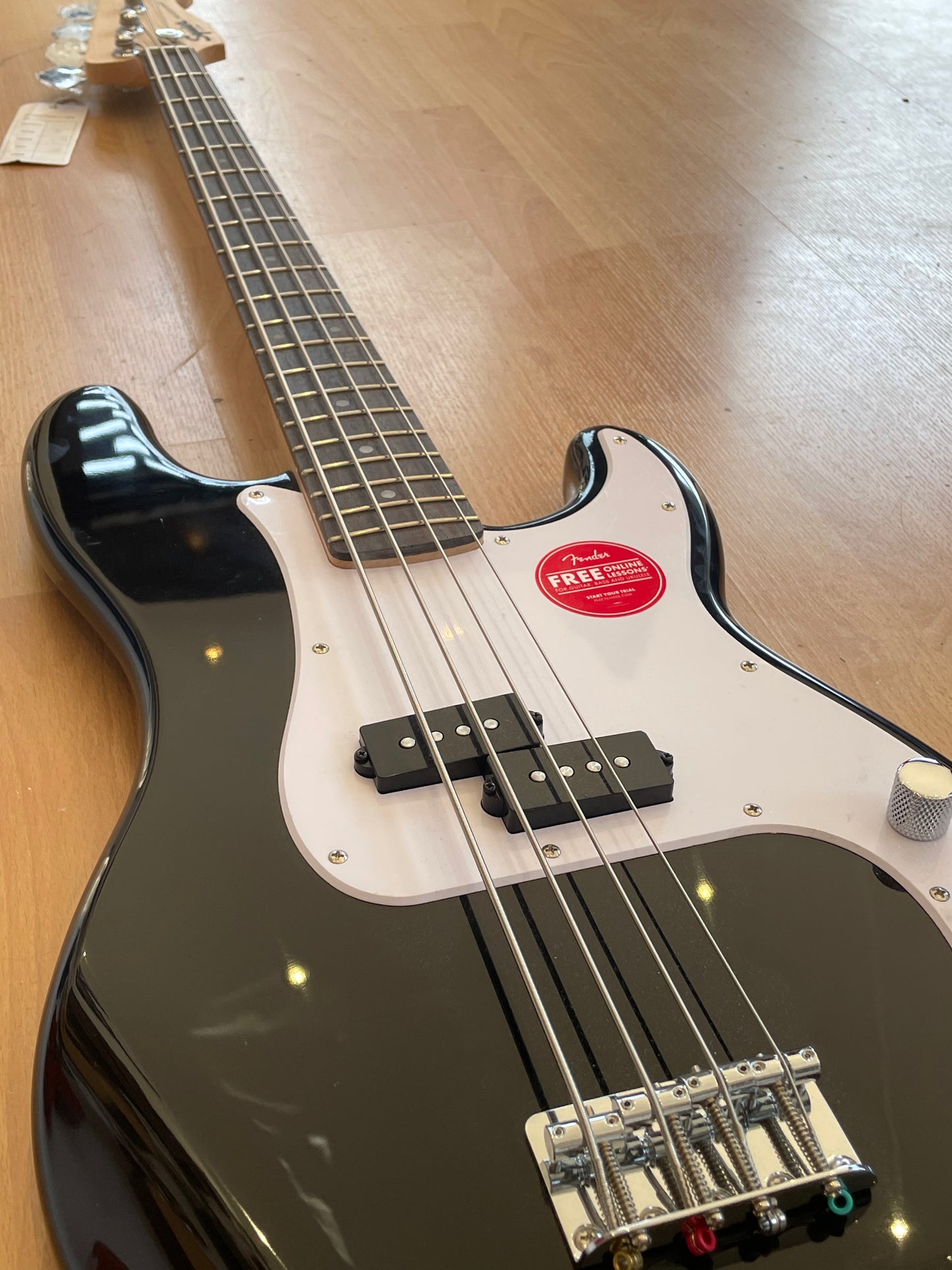 Fender Squier Sonic Precision Bass - MINT CONDITION