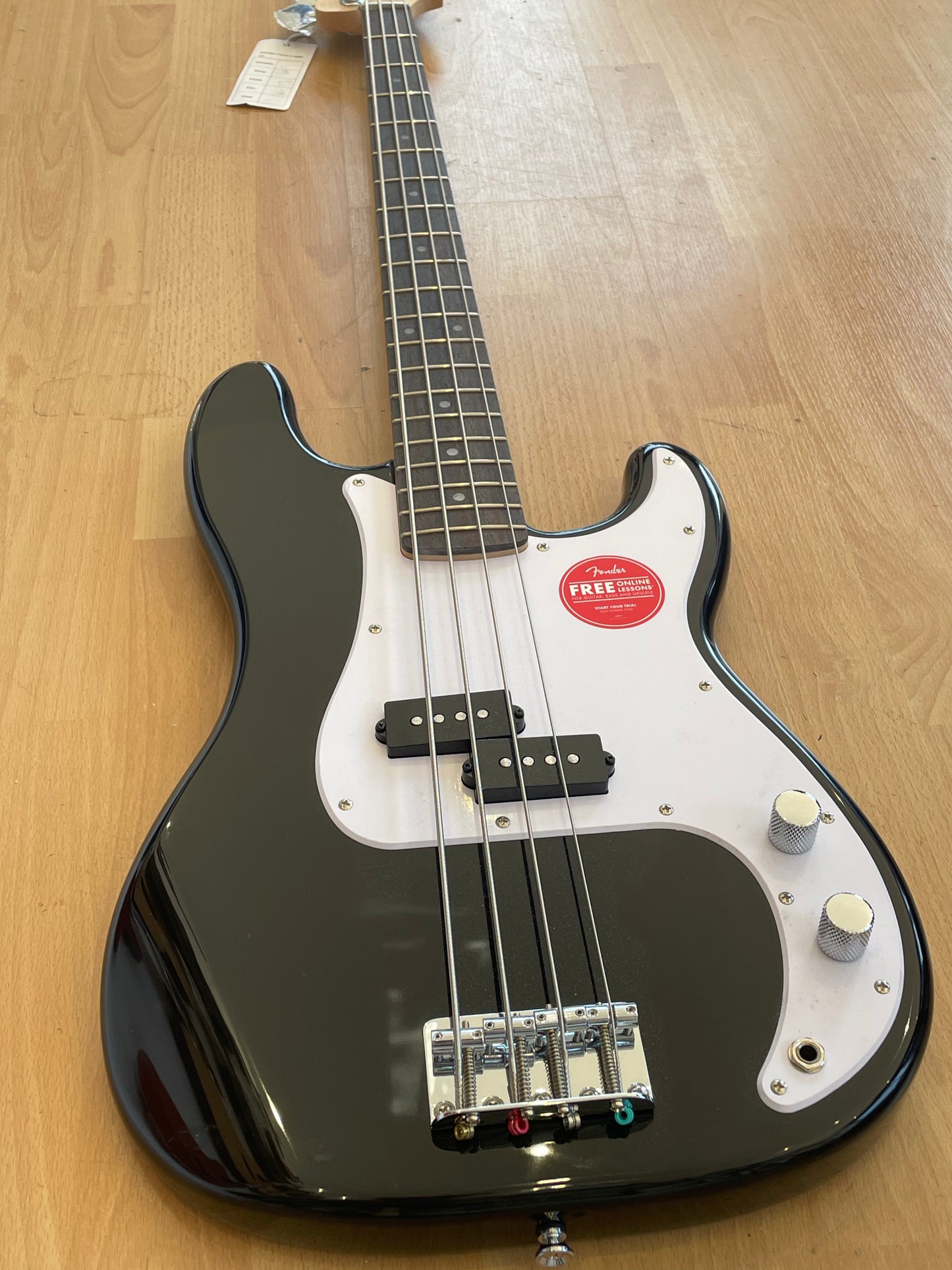 Fender Squier Sonic Precision Bass - MINT CONDITION