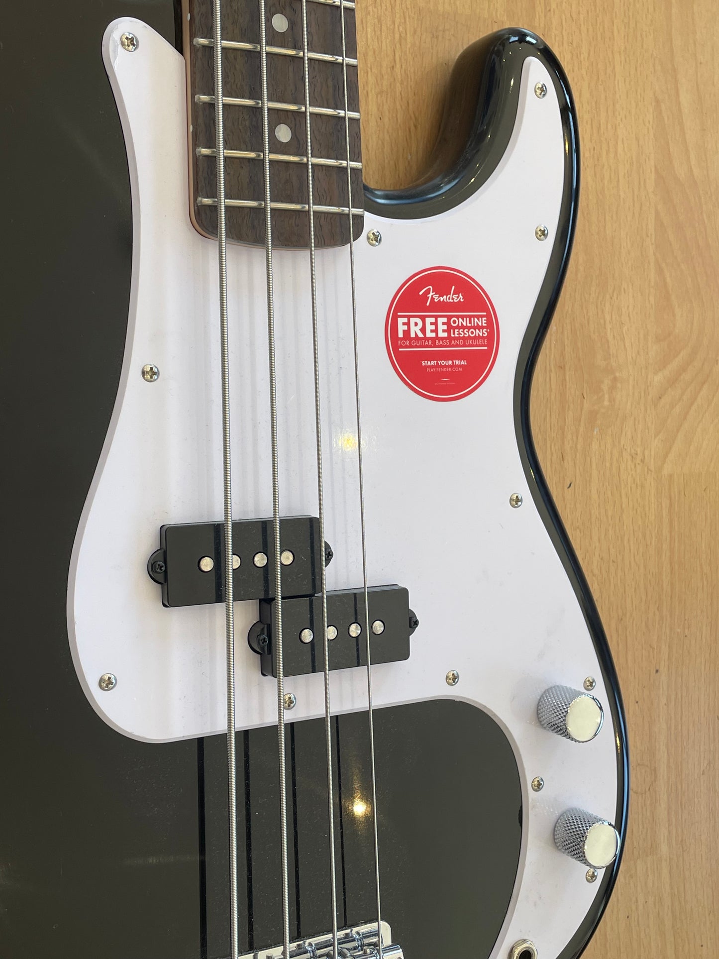 Fender Squier Sonic Precision Bass - MINT CONDITION