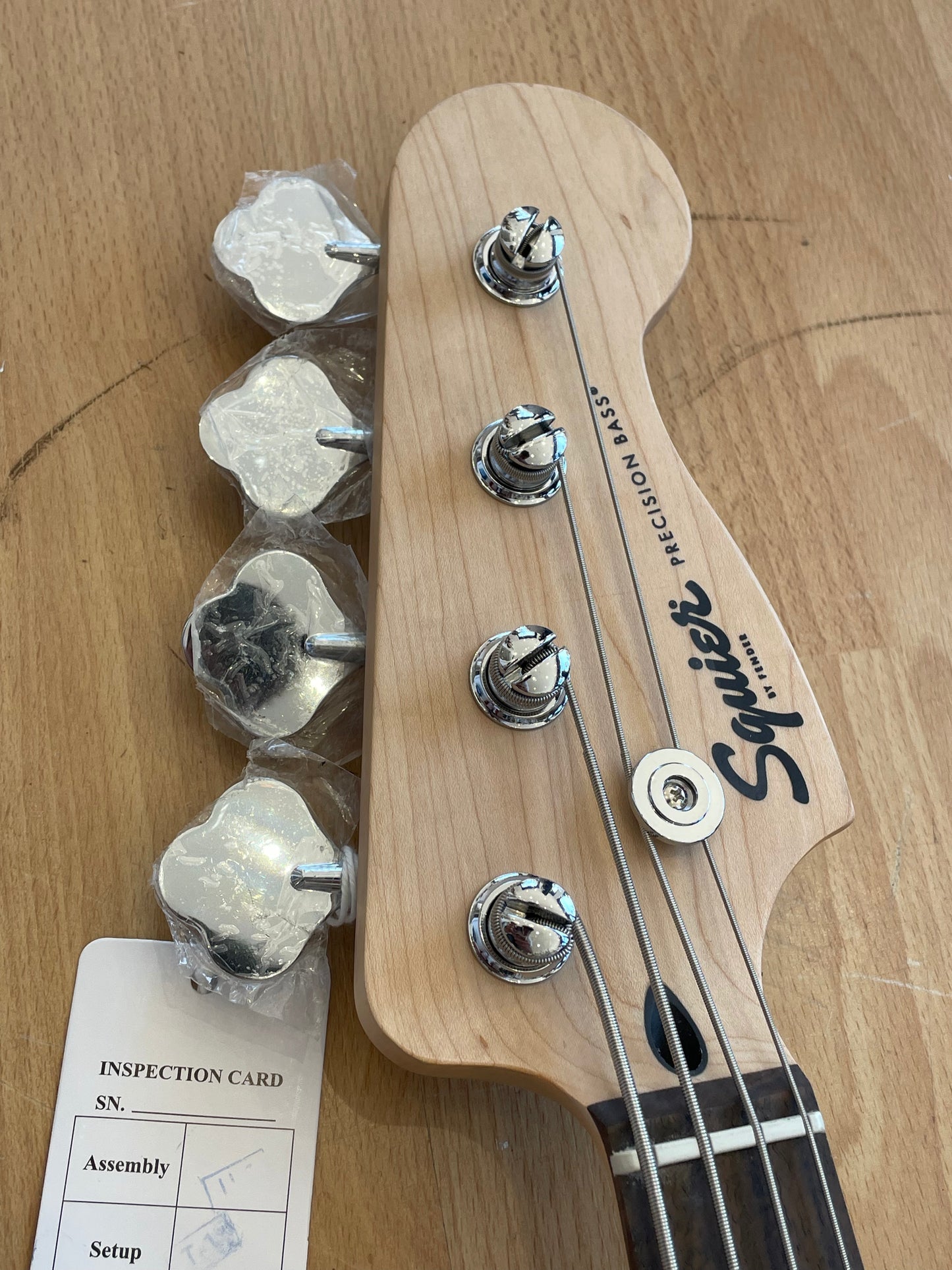 Fender Squier Sonic Precision Bass - MINT CONDITION