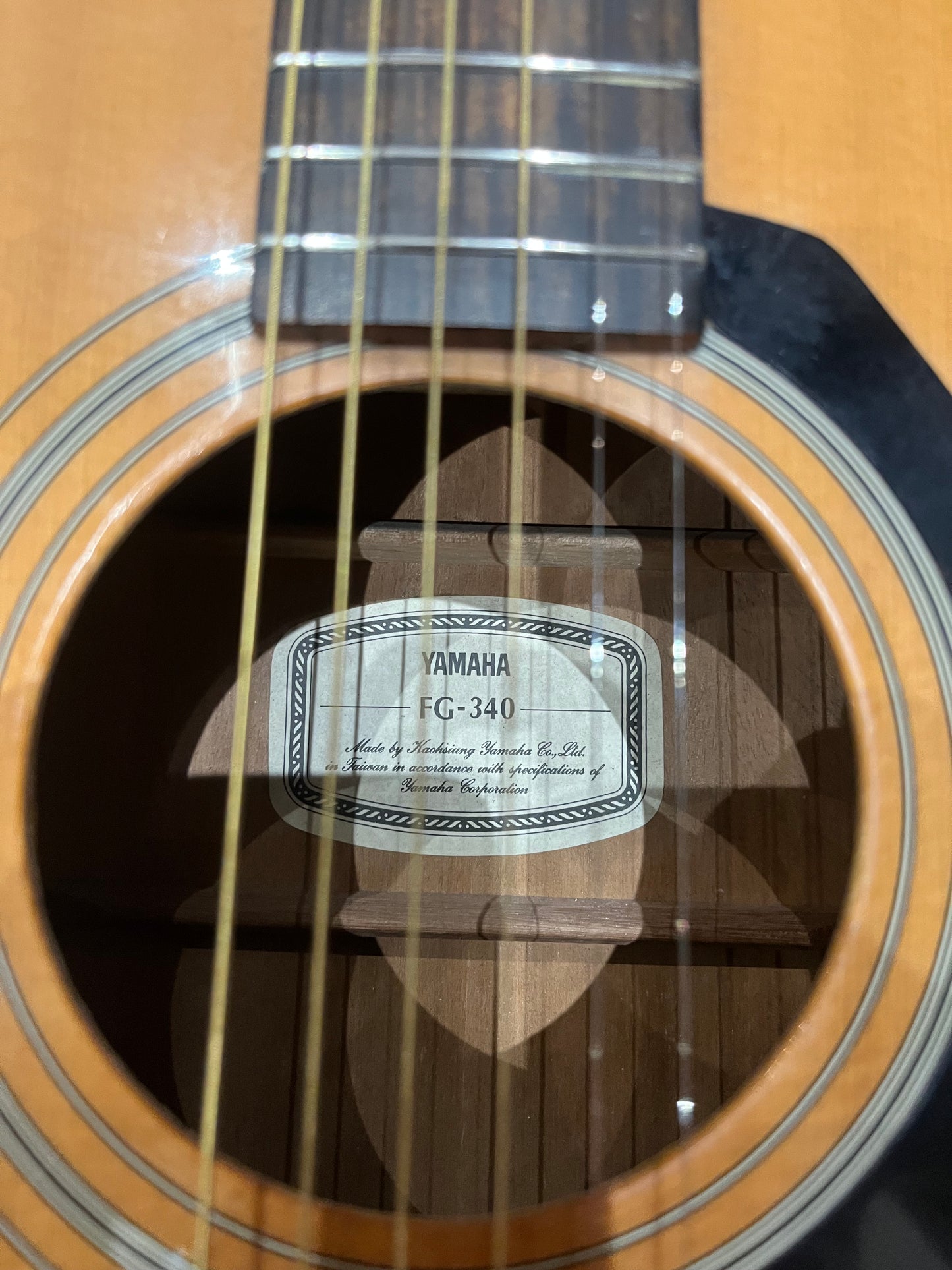 Vintage Yamaha FG-340 Acoustic Guitar – Great Condition