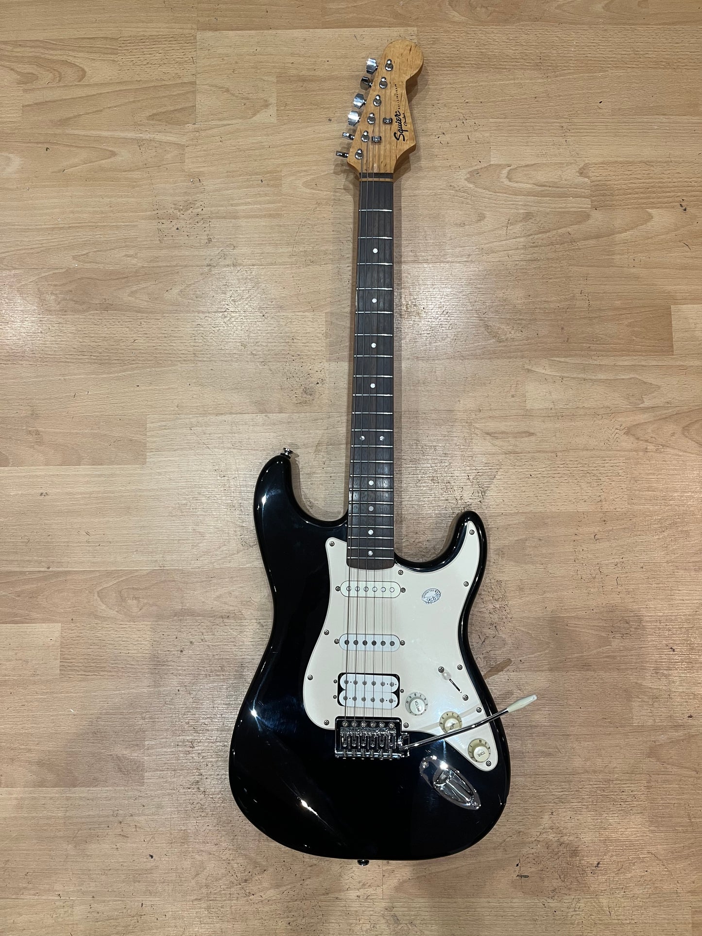 Squier Bullet Strat – HSS Configuration, Black with Vintage White Pickguard