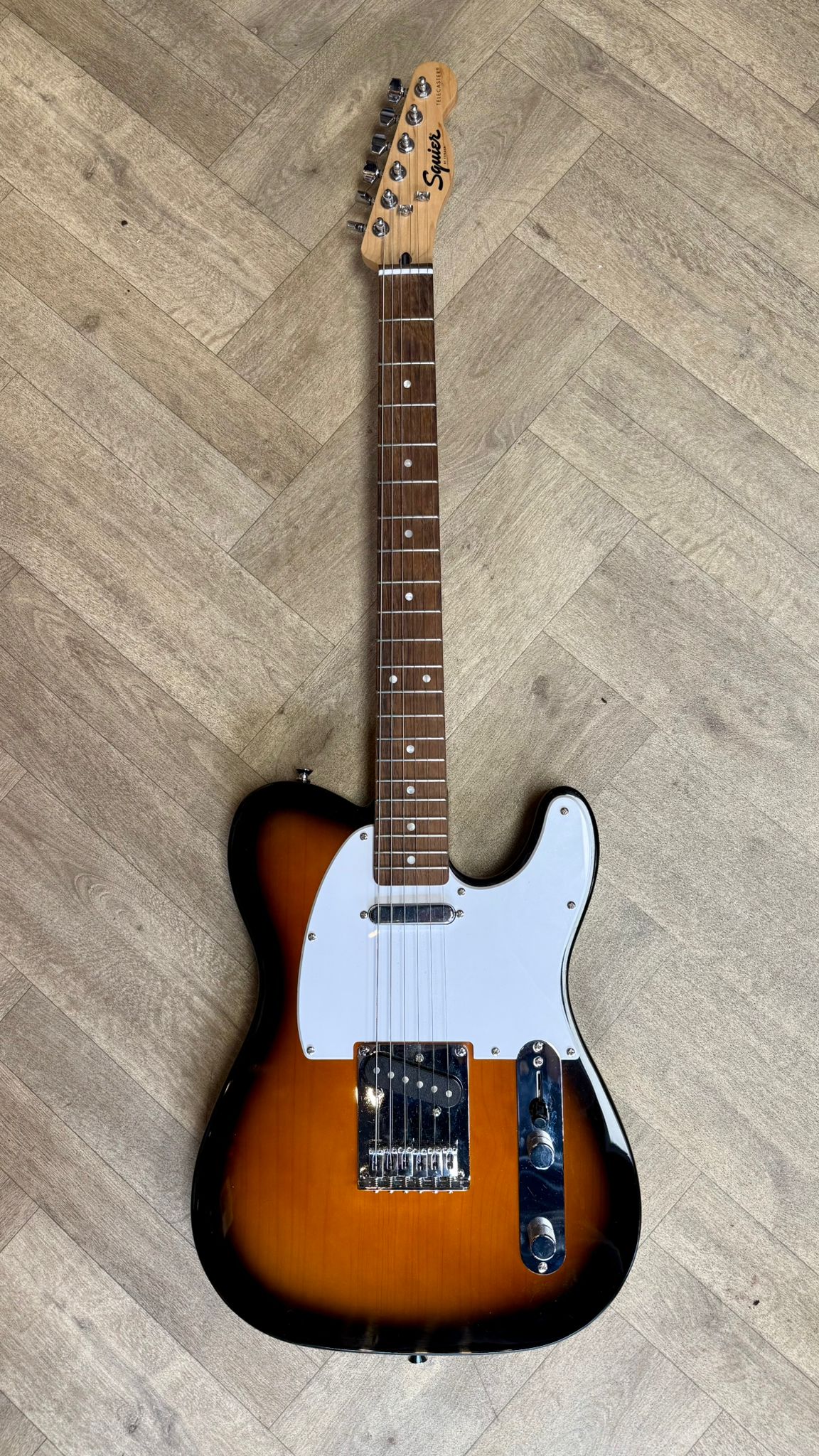 Squier Bullet Telecaster in Vintage Brown Sunburst - Great Condition