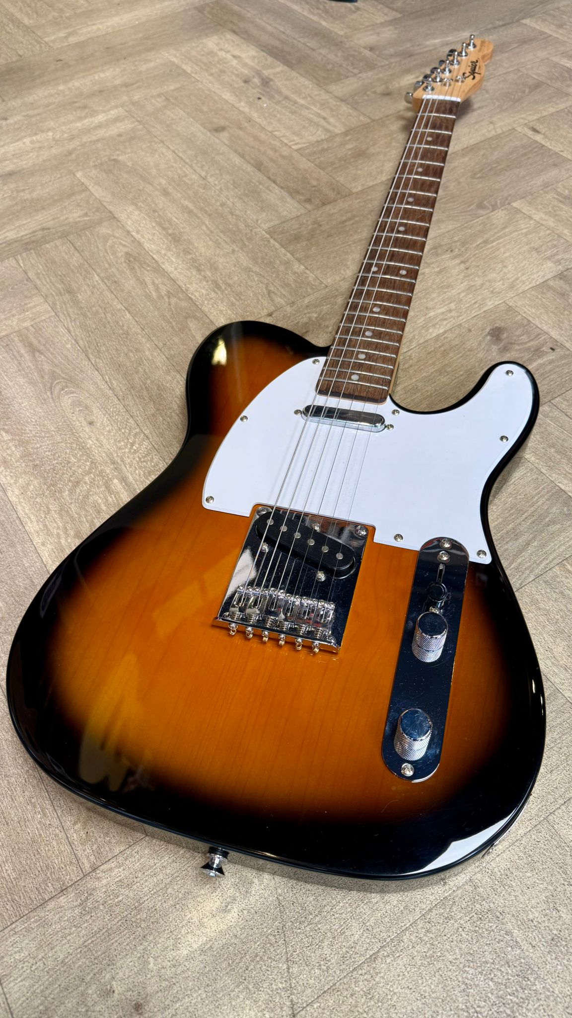 Squier Bullet Telecaster in Vintage Brown Sunburst - Great Condition