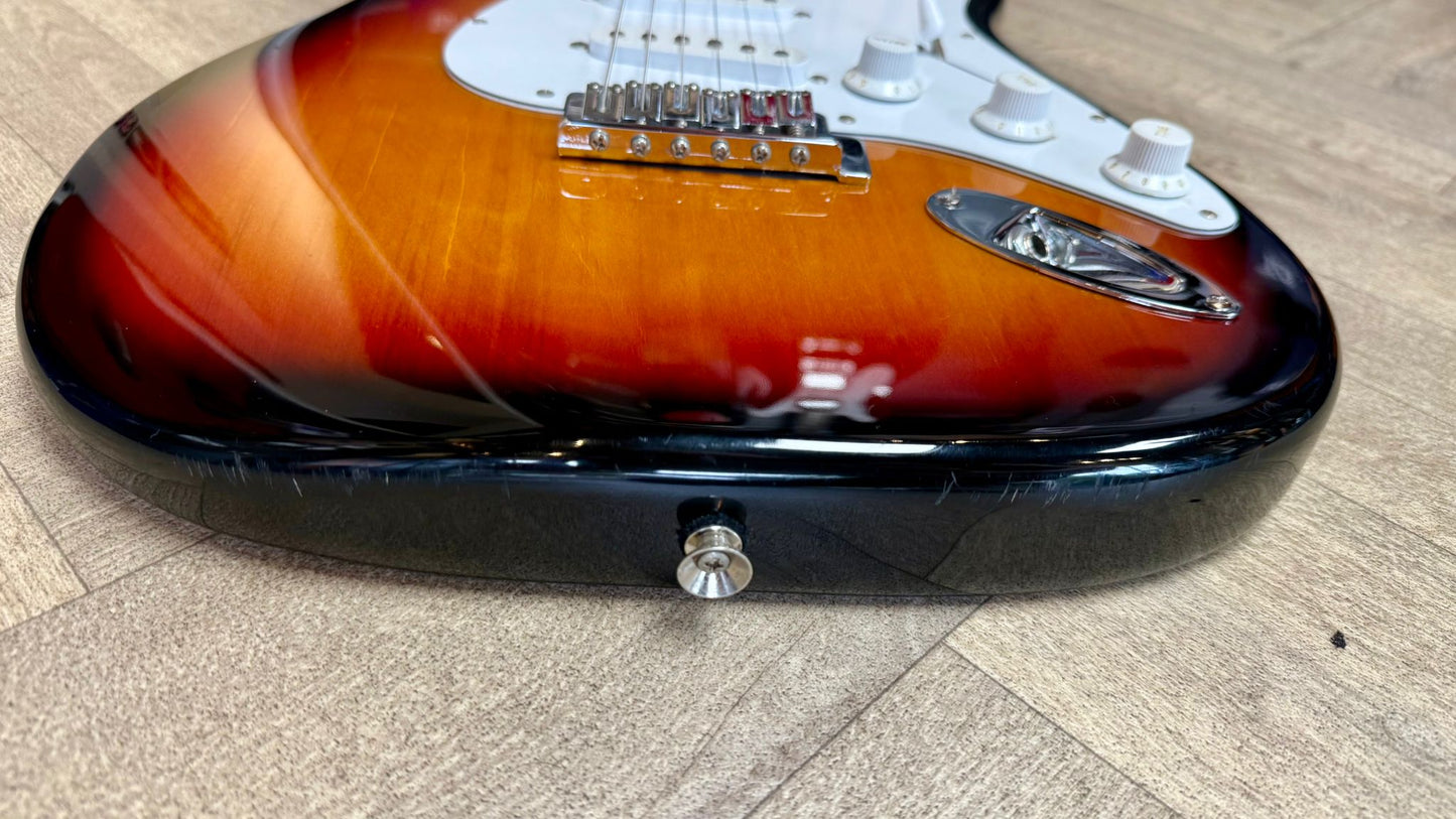 Brown Squire Stratocaster - Great Condition