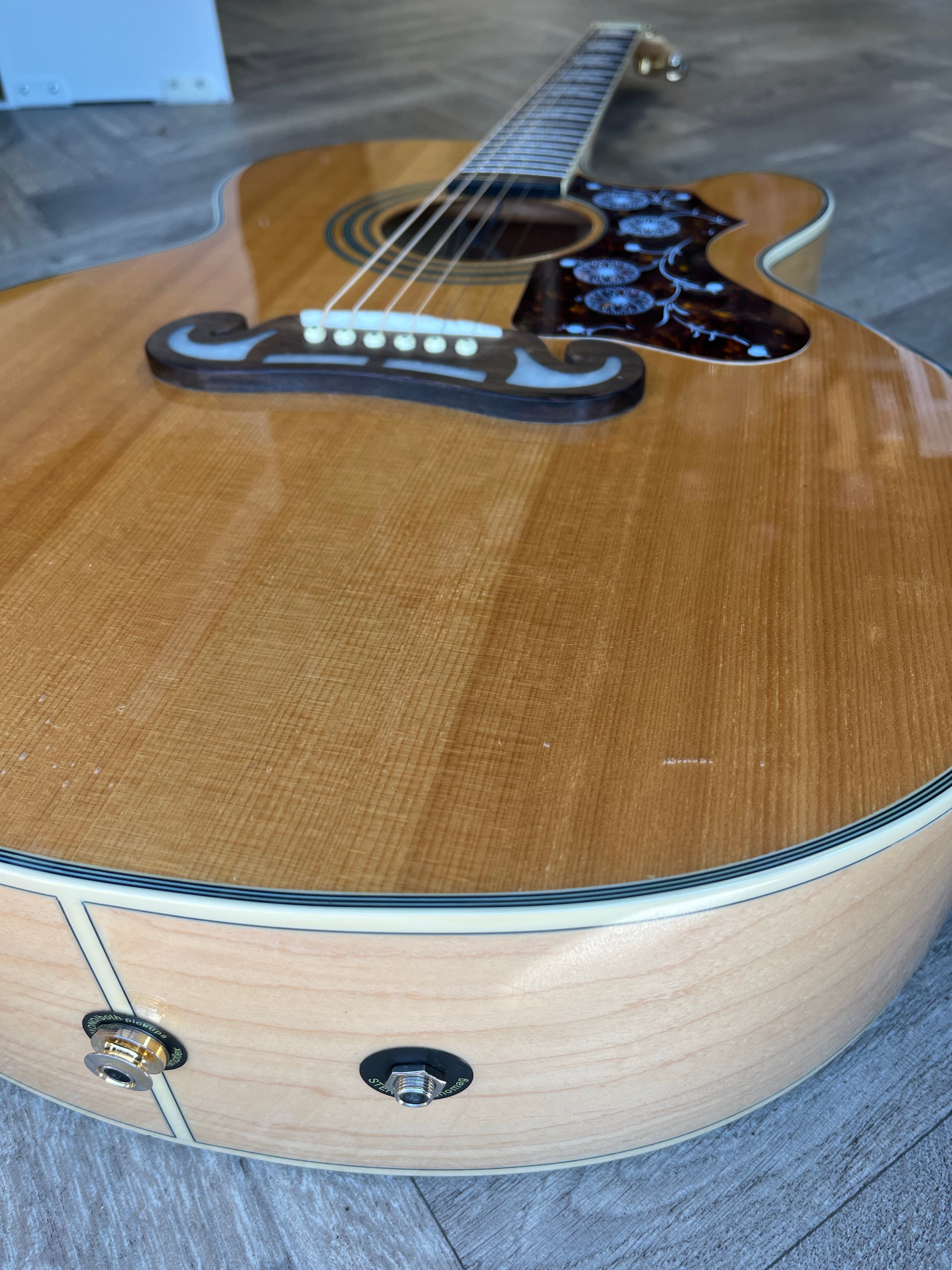 Epiphone EJ200. Beautiful natural finish with advanced pickup options. GOOD CONDITION