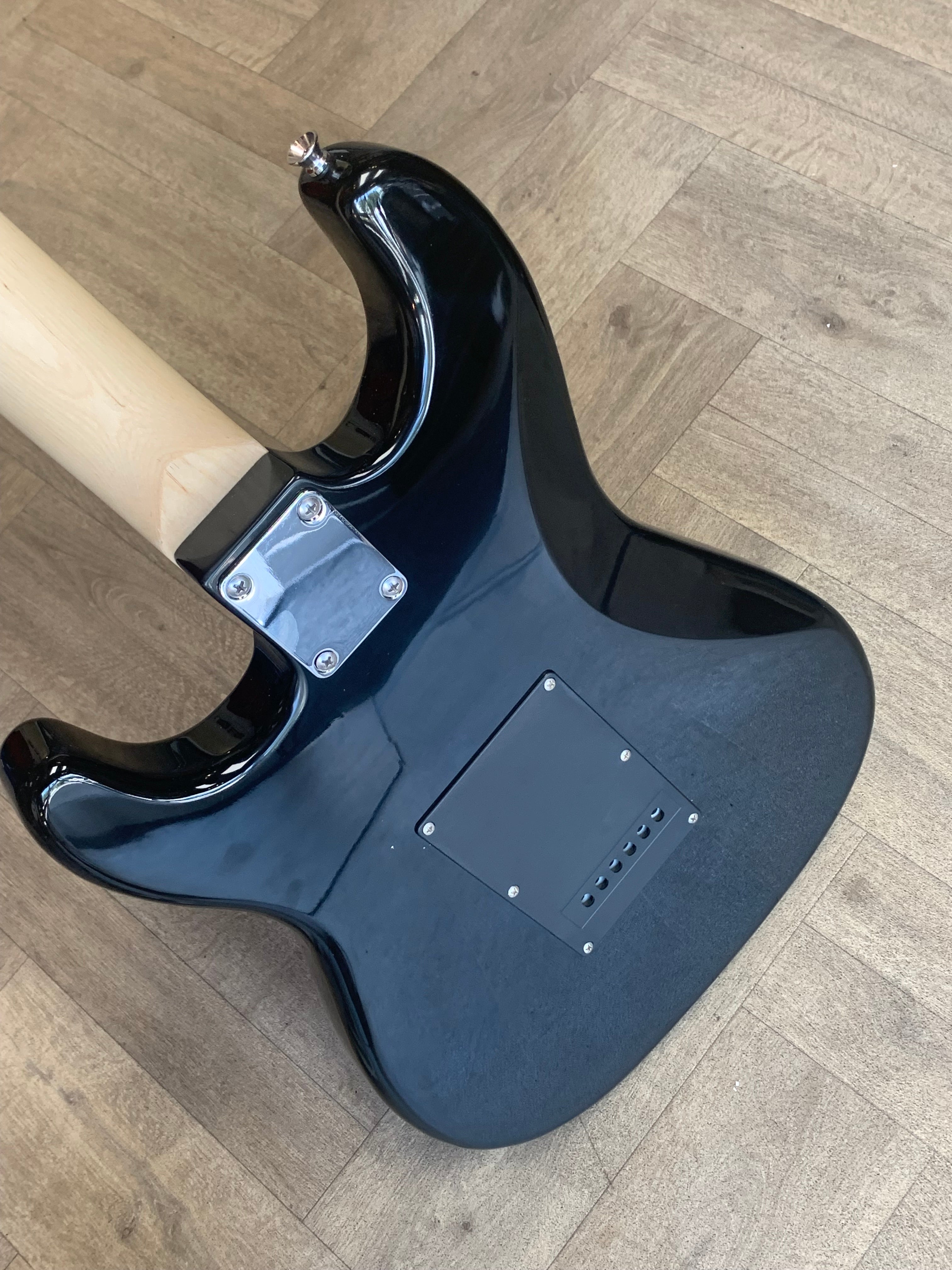 VINTAGE V60 MAPLE COASTER SERIES ELECTRIC GUITAR - GLOSS BLACK