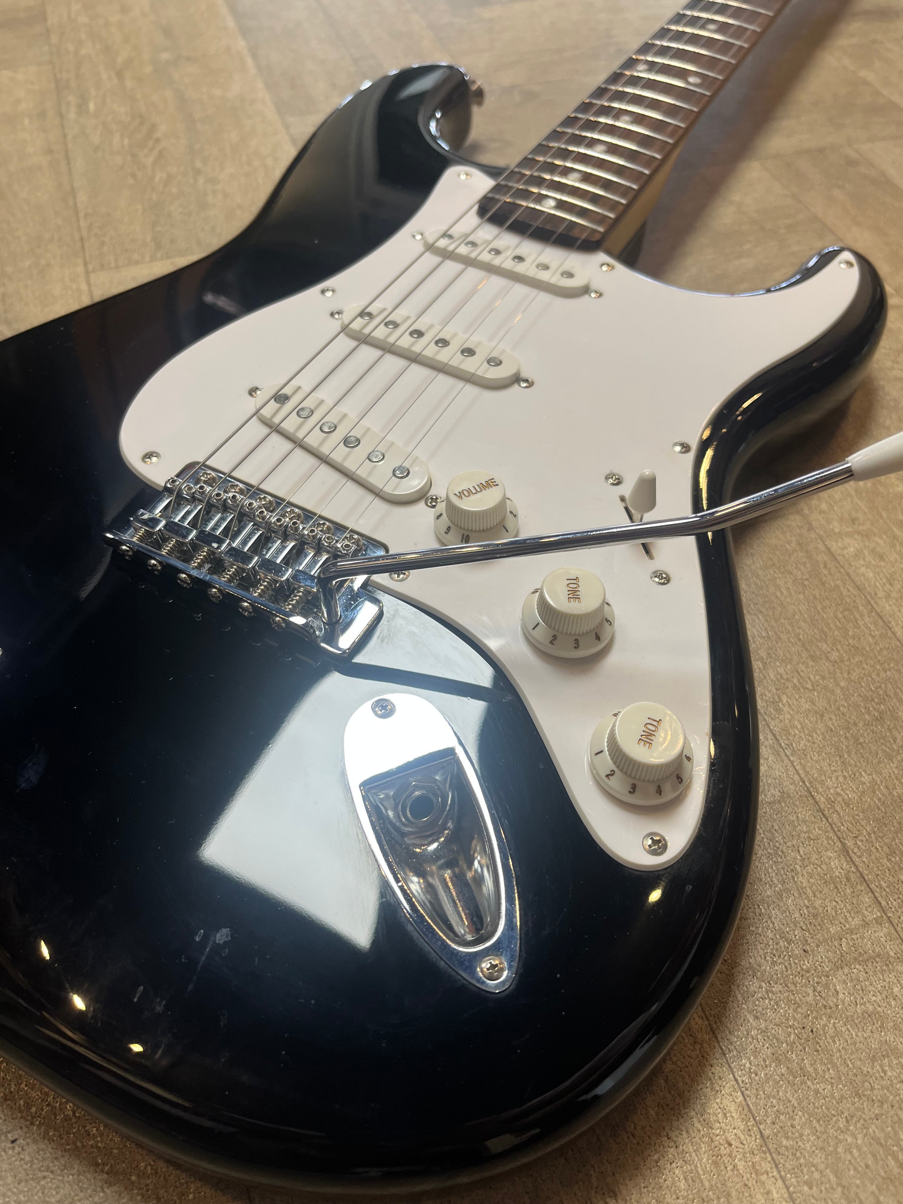 Gloss Black Squier Strat Affinity Series Electric Guitar - Great Condition