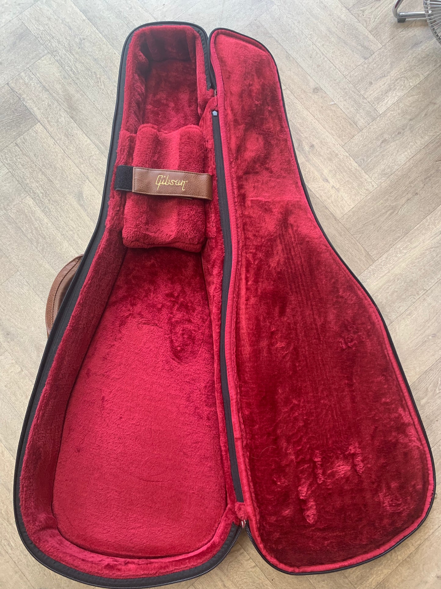 Gibson Les Paul Studio - Tangerine Burst 2019 with leather bag - MINT CONDITION