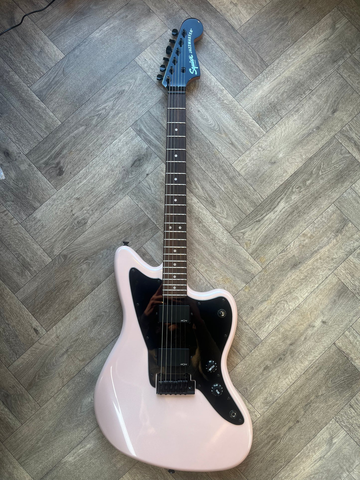 Contemporary Squier Jazzmaster with active pickups in Stunning Misty Rose (Pearlised)