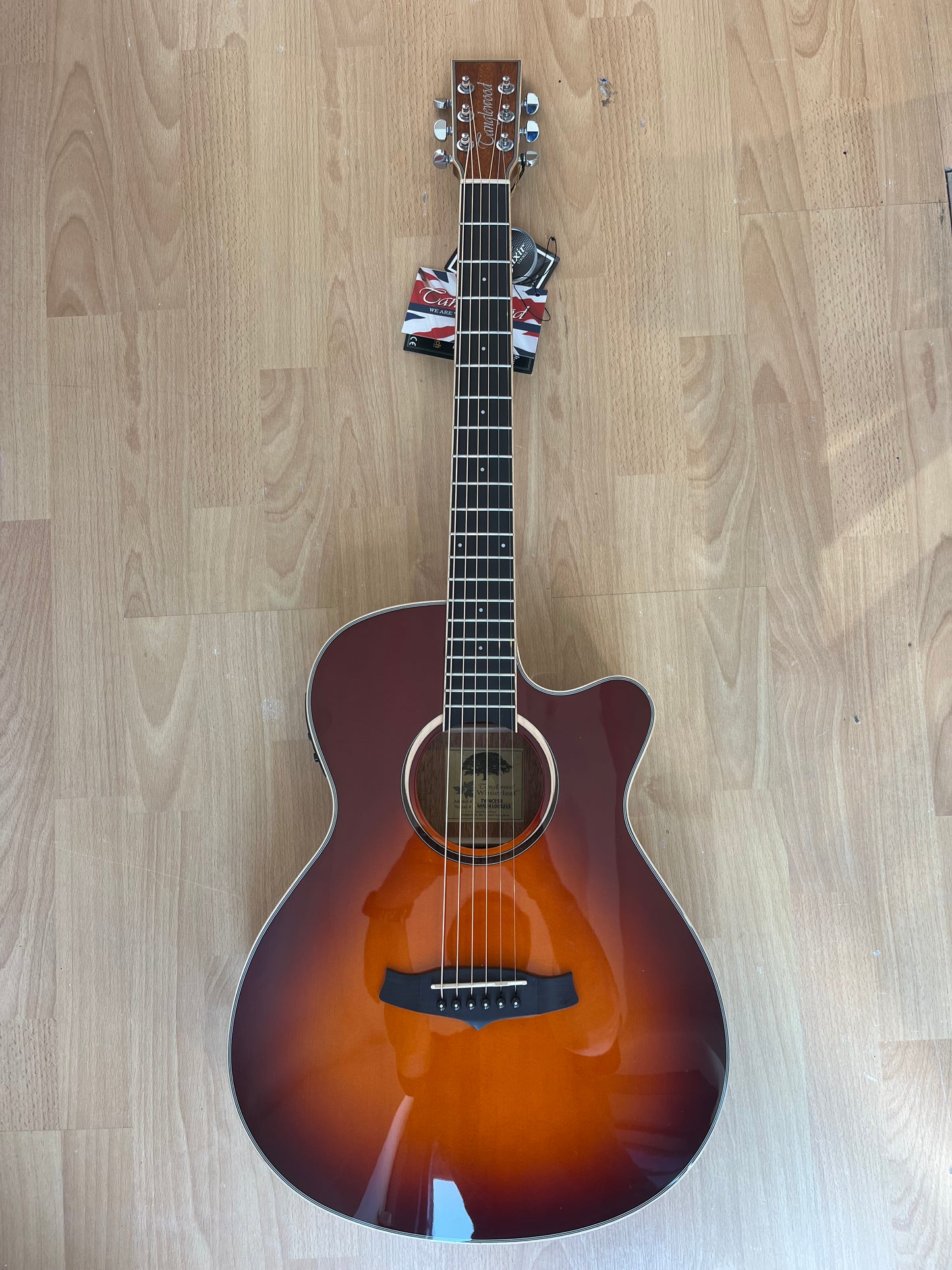 Tanglewood Winterleaf Electro Acoustic in Beautiful Sunburst Finish