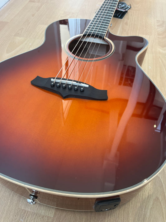 Tanglewood Winterleaf Electro Acoustic in Beautiful Sunburst Finish