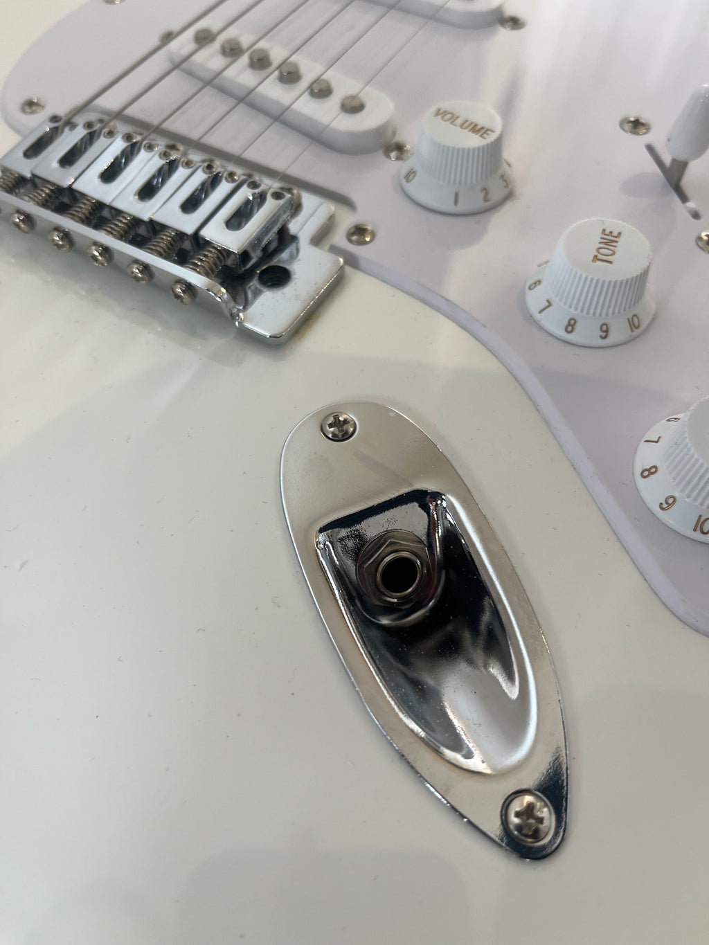 Pristine Squier Strat - white on white in MINT CONDITION
