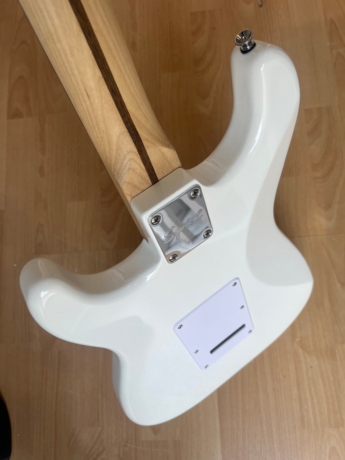 Pristine Squier Strat - white on white in MINT CONDITION