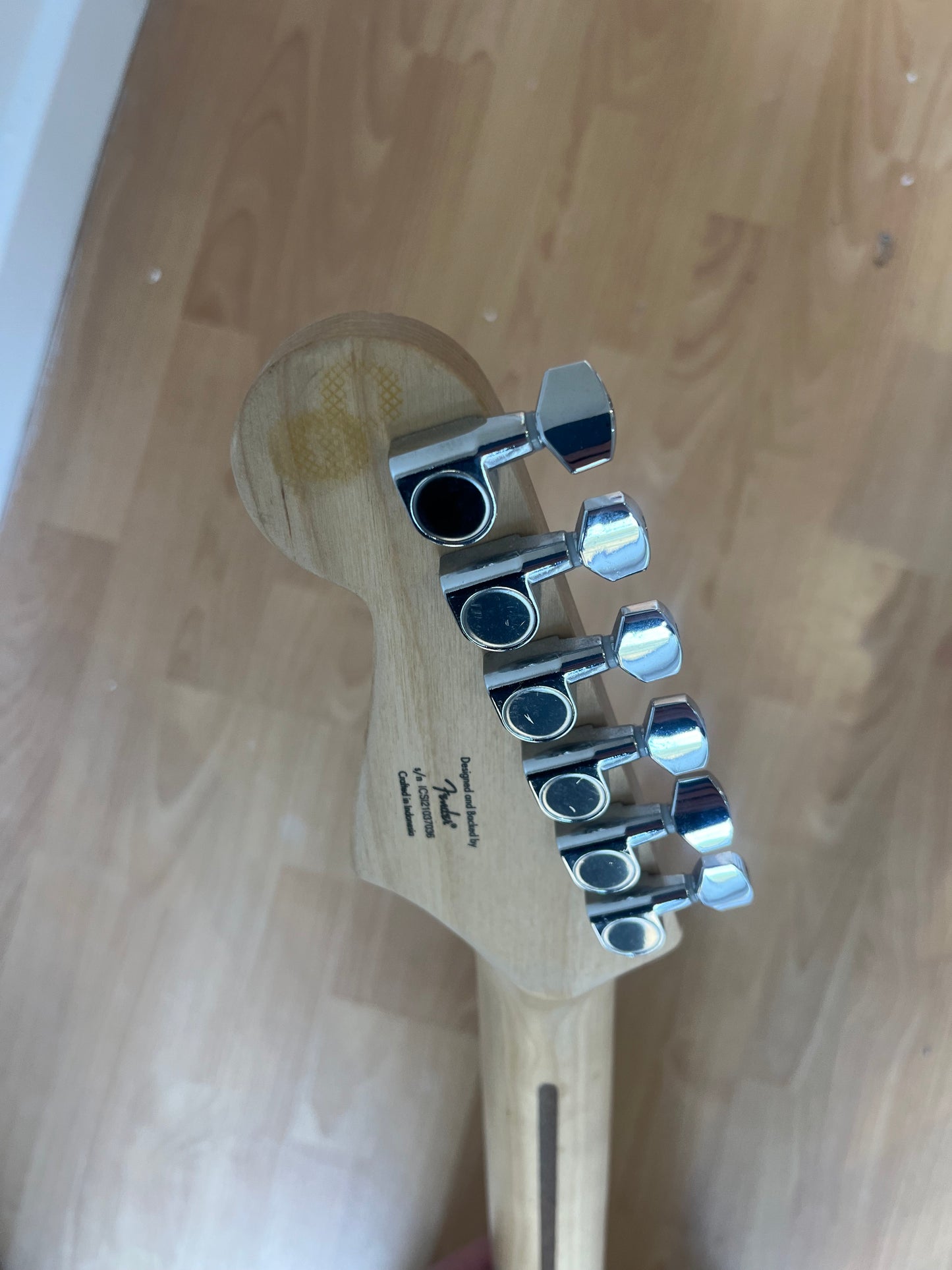 Pristine Squier Strat - white on white in MINT CONDITION