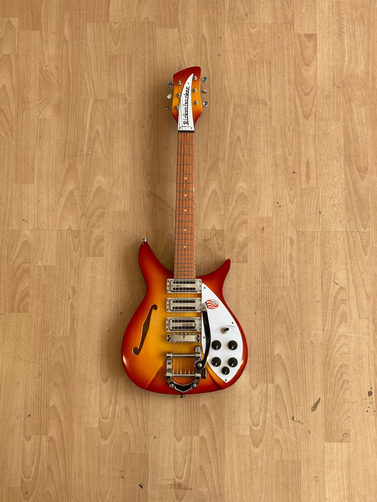 Short Scale Rickenbacker COPY - Excellent Condition