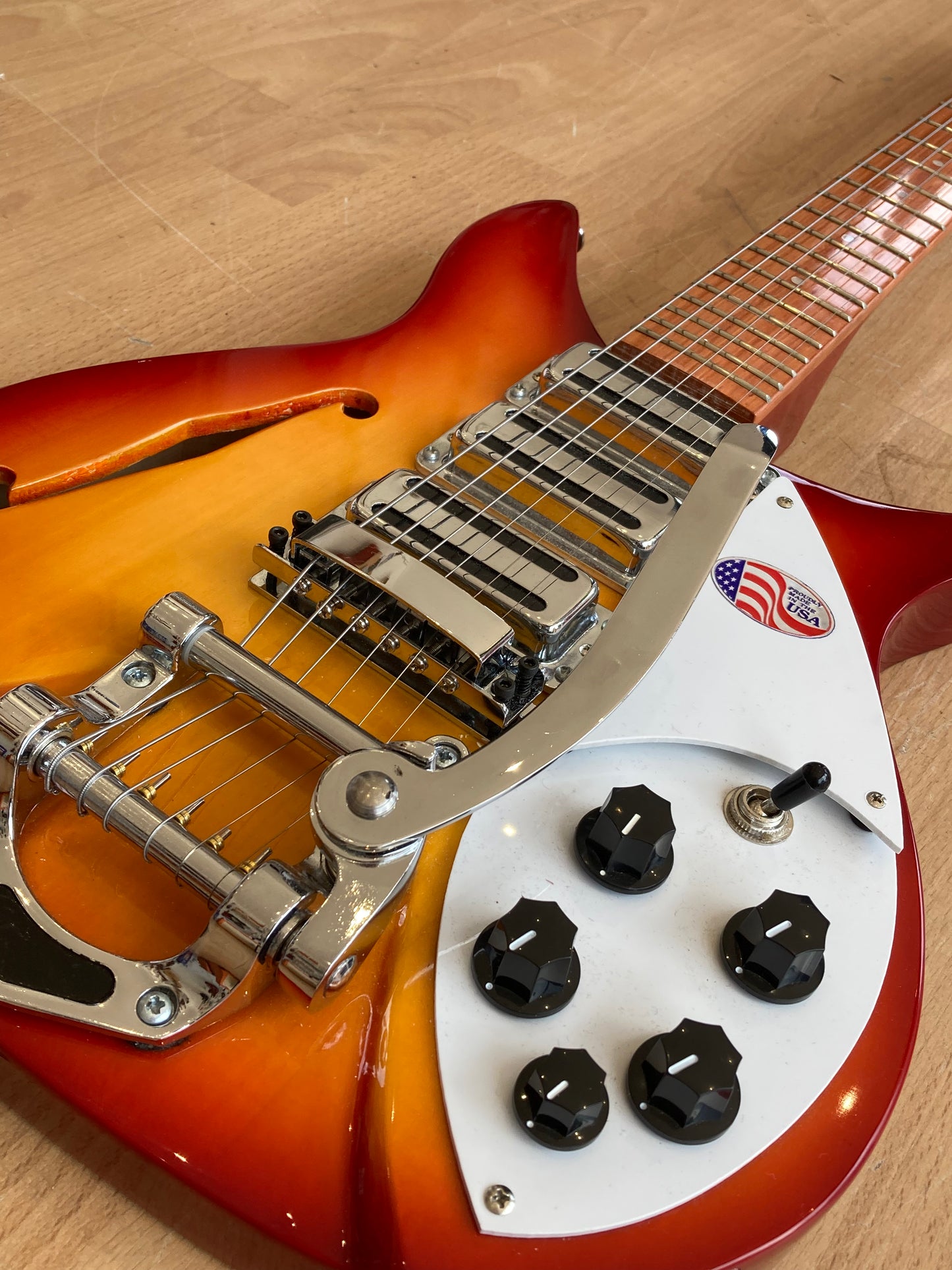 Short Scale Rickenbacker COPY - Excellent Condition