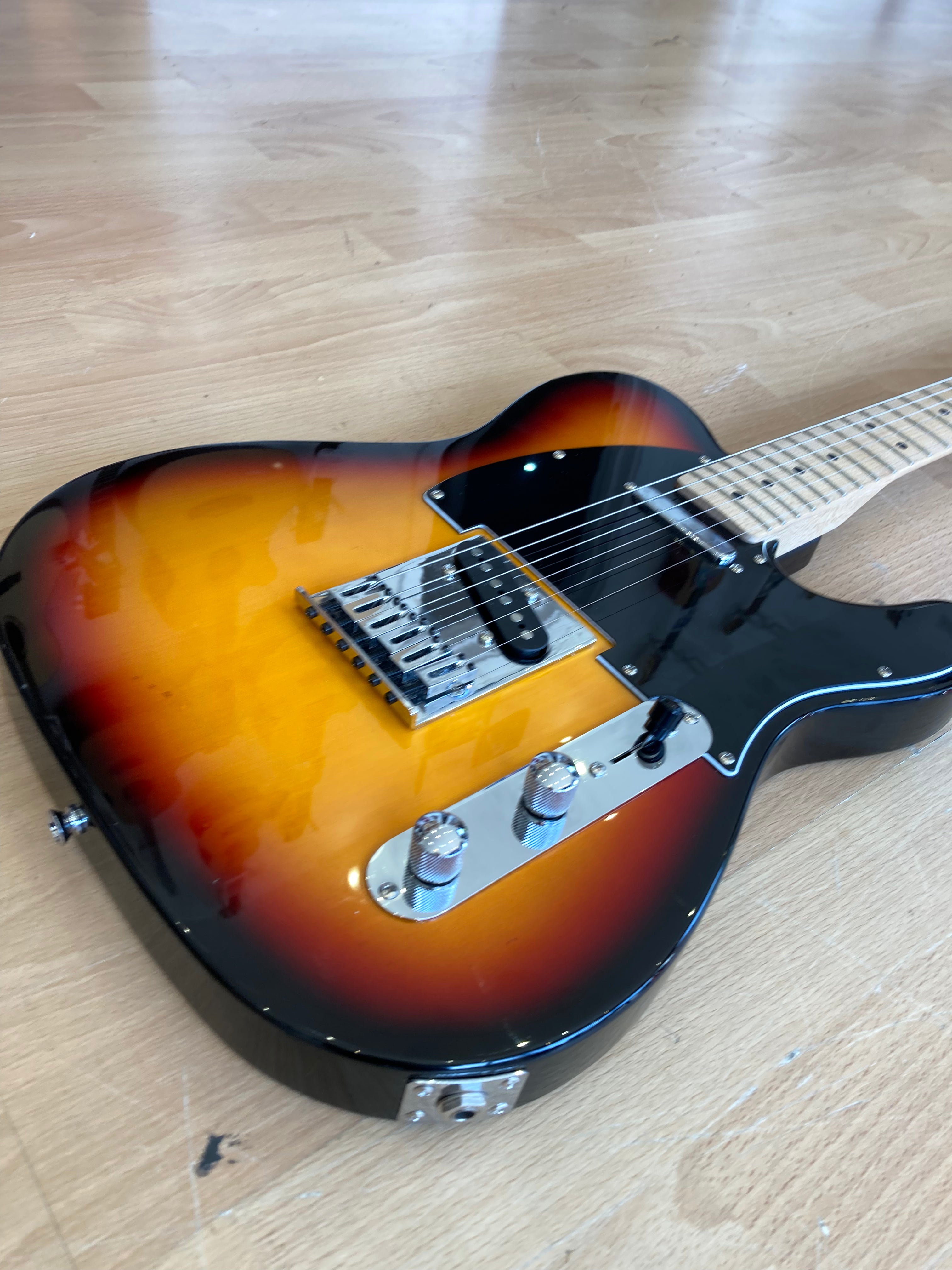 Fender Squier Telecaster in Sunburst finish - Great Condition