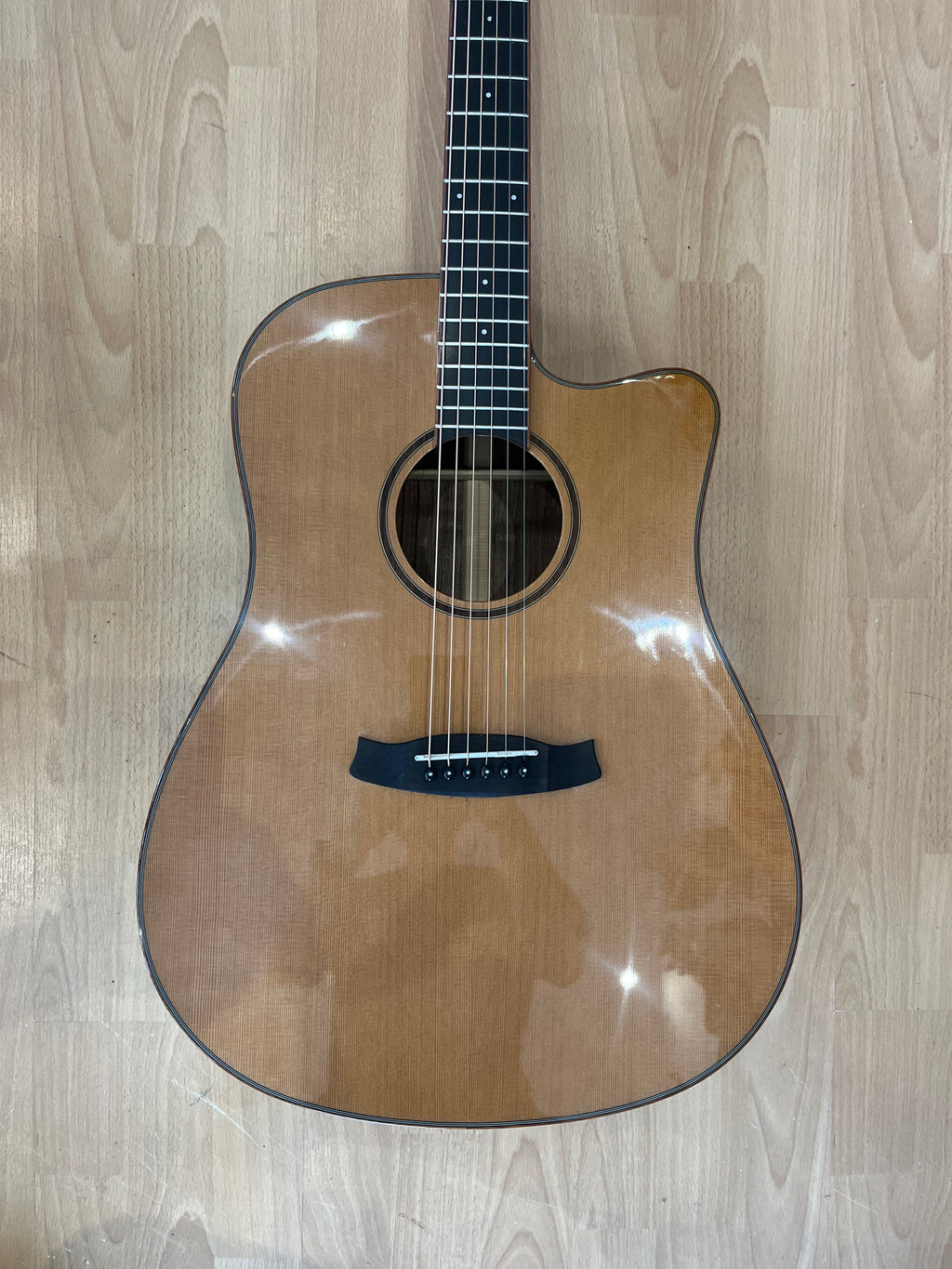 Tanglewood Smart Series Rosewood Acoustic Guitar LIMITED EDITION - Dreadnought cutaway