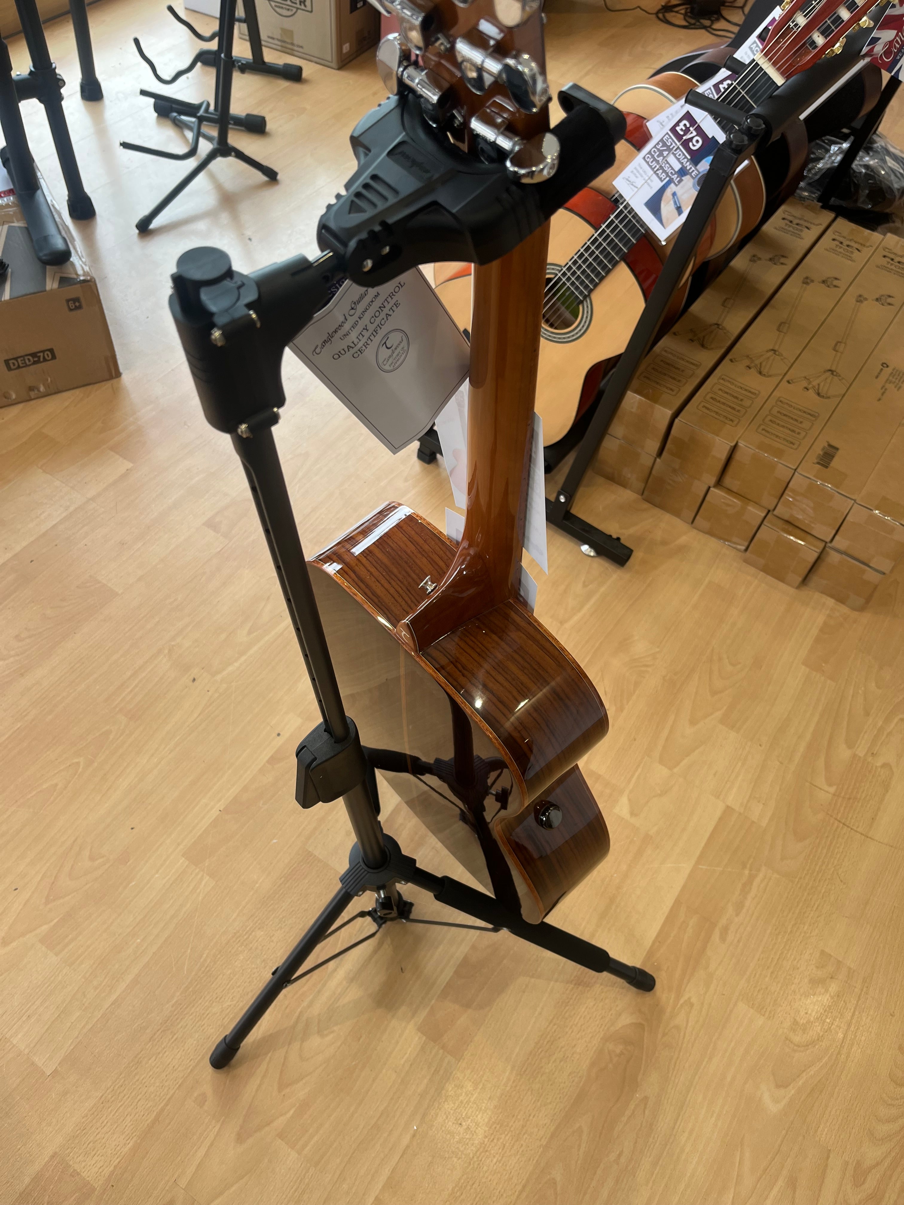 FLEX UNIVERSAL GUITAR STAND