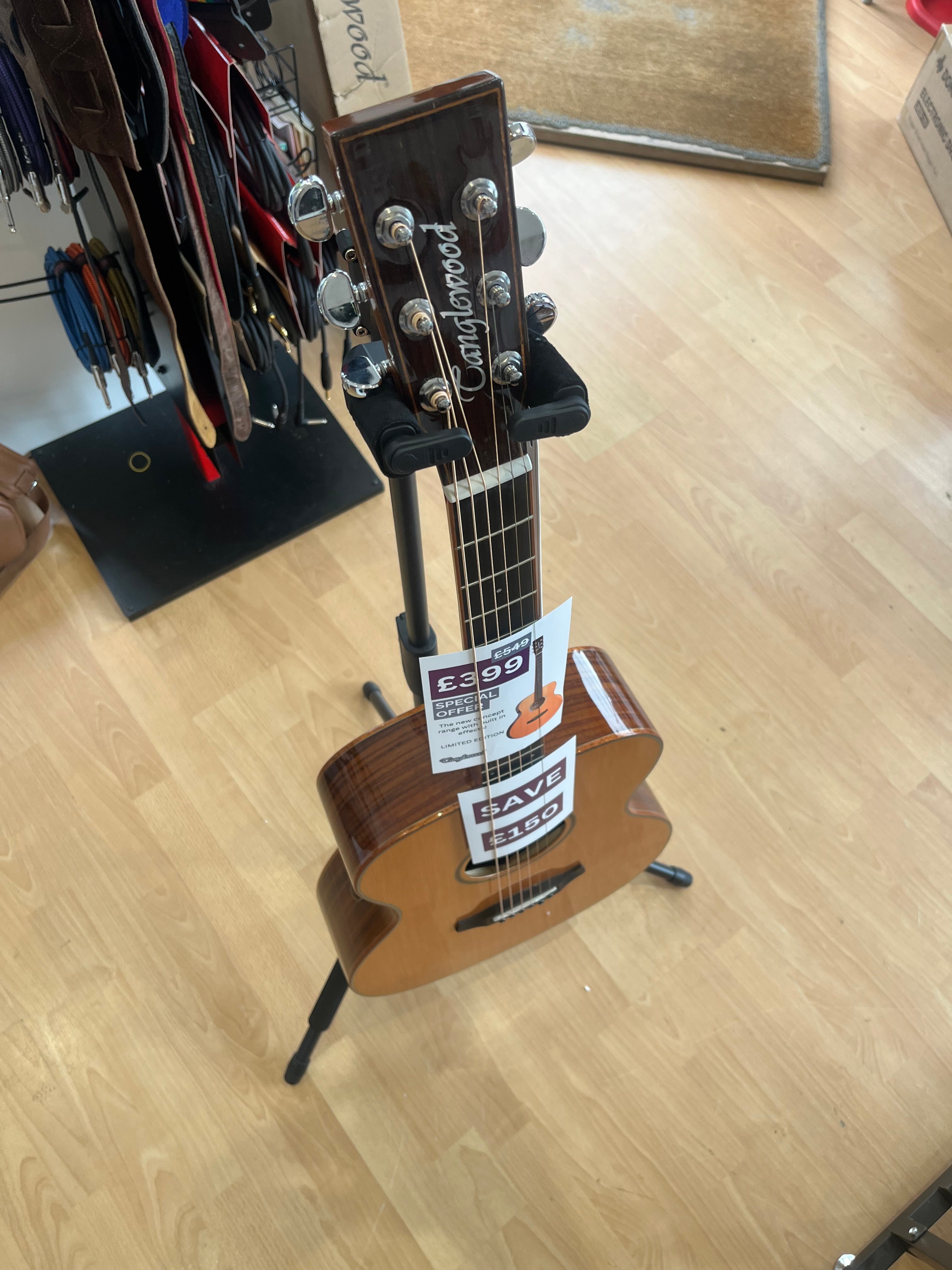 FLEX UNIVERSAL GUITAR STAND