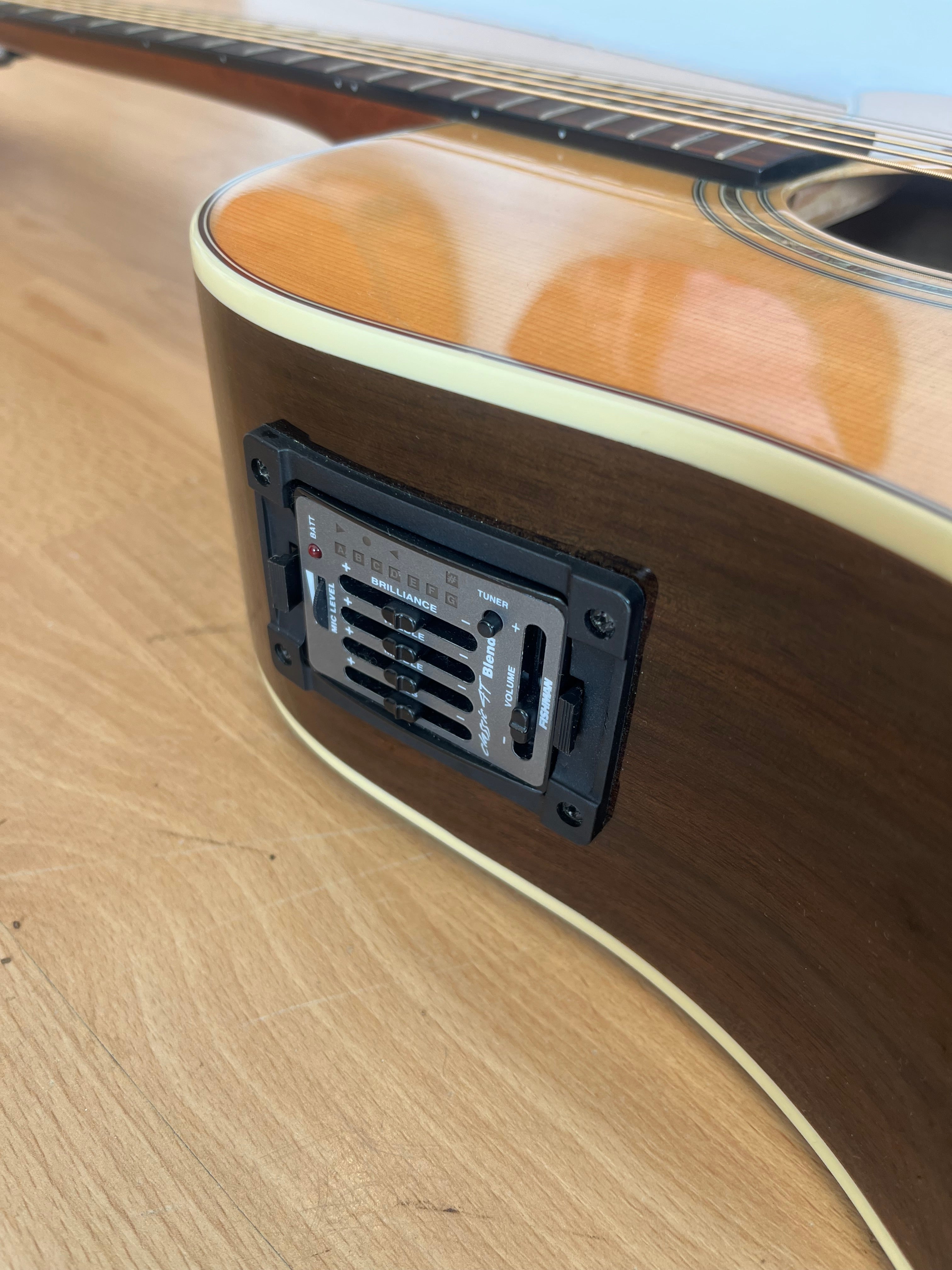 Cort MR720F Electro Acoustic, Natural Satin - Excellent Condition