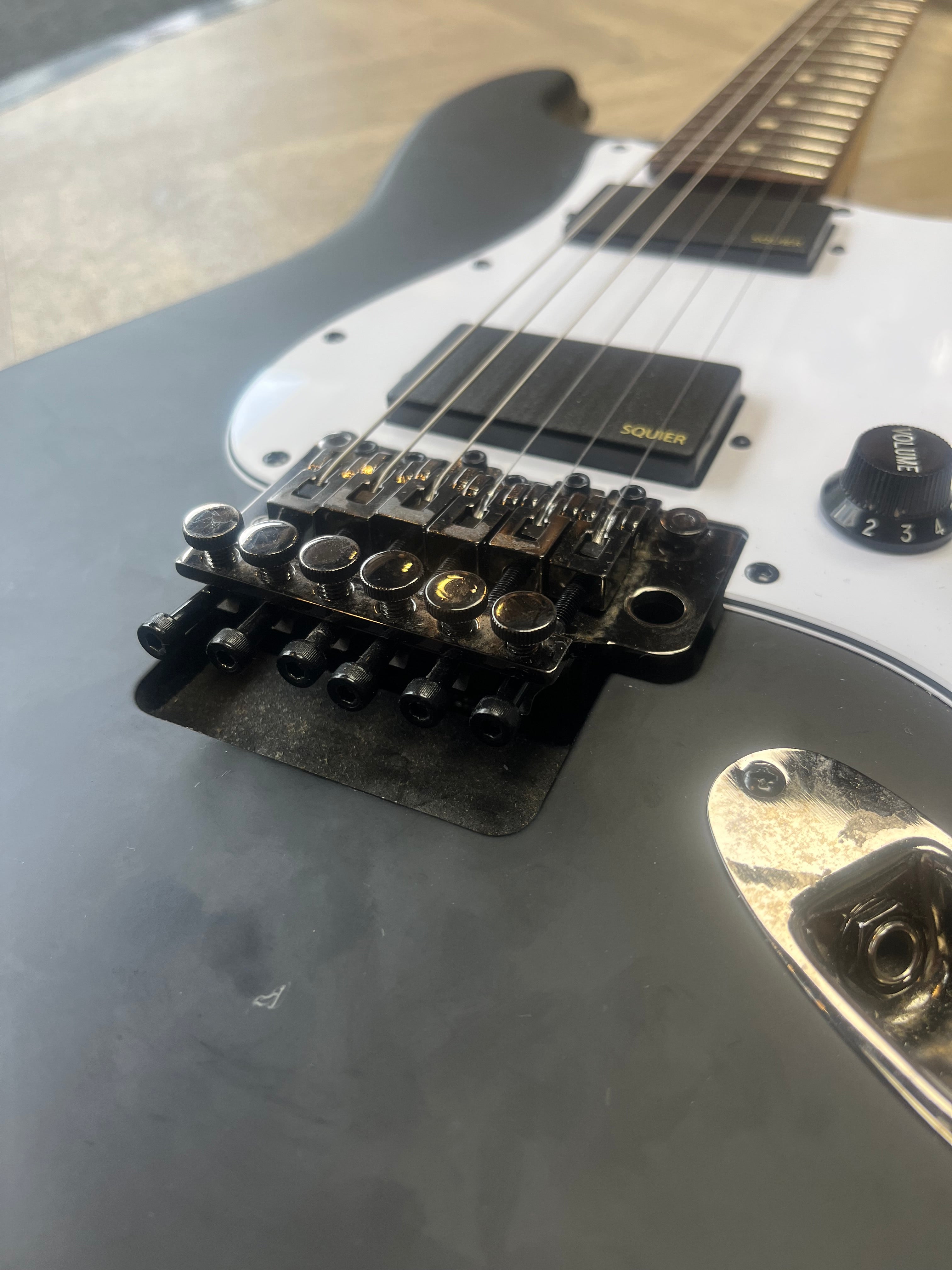 Contemporary Active Stratocaster HH with Floyd Rose in Flat Black - SOME COSMETIC DAMAGE