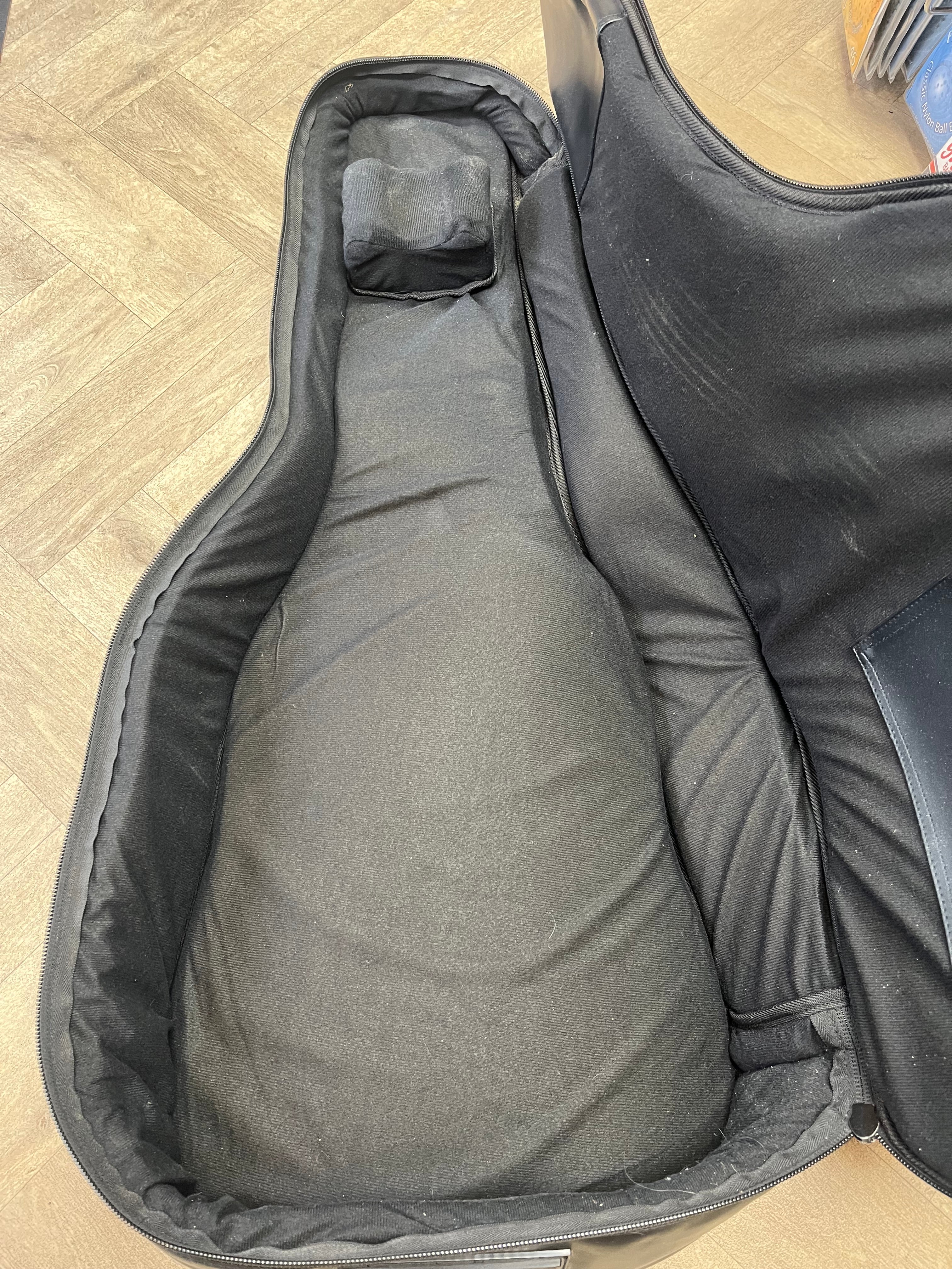 JT Faux Leather Padded Guitar Case - Good Condition