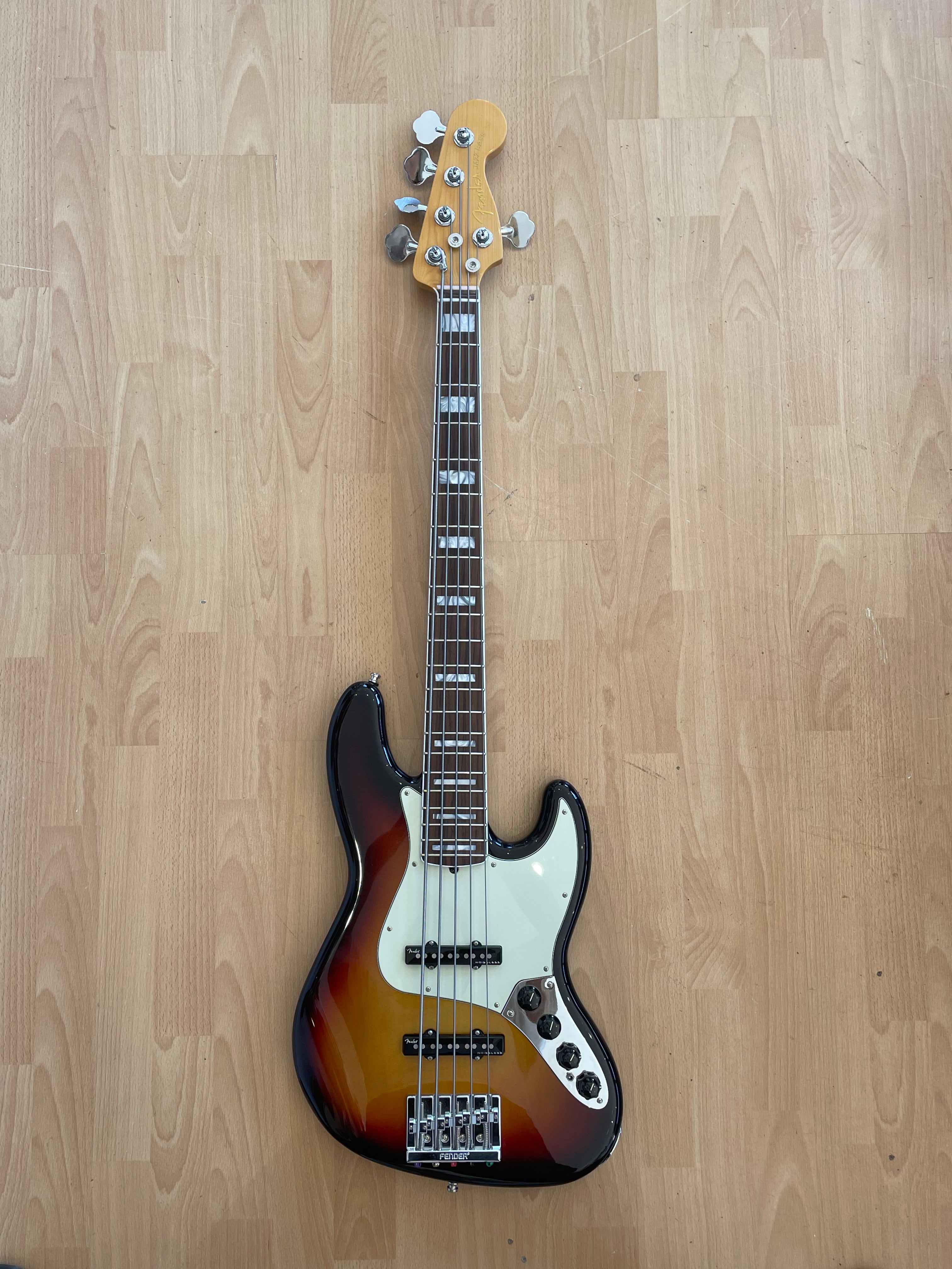 Gorgeous Fender American Ultra  5-String Jazz Bass - Excellent Condition