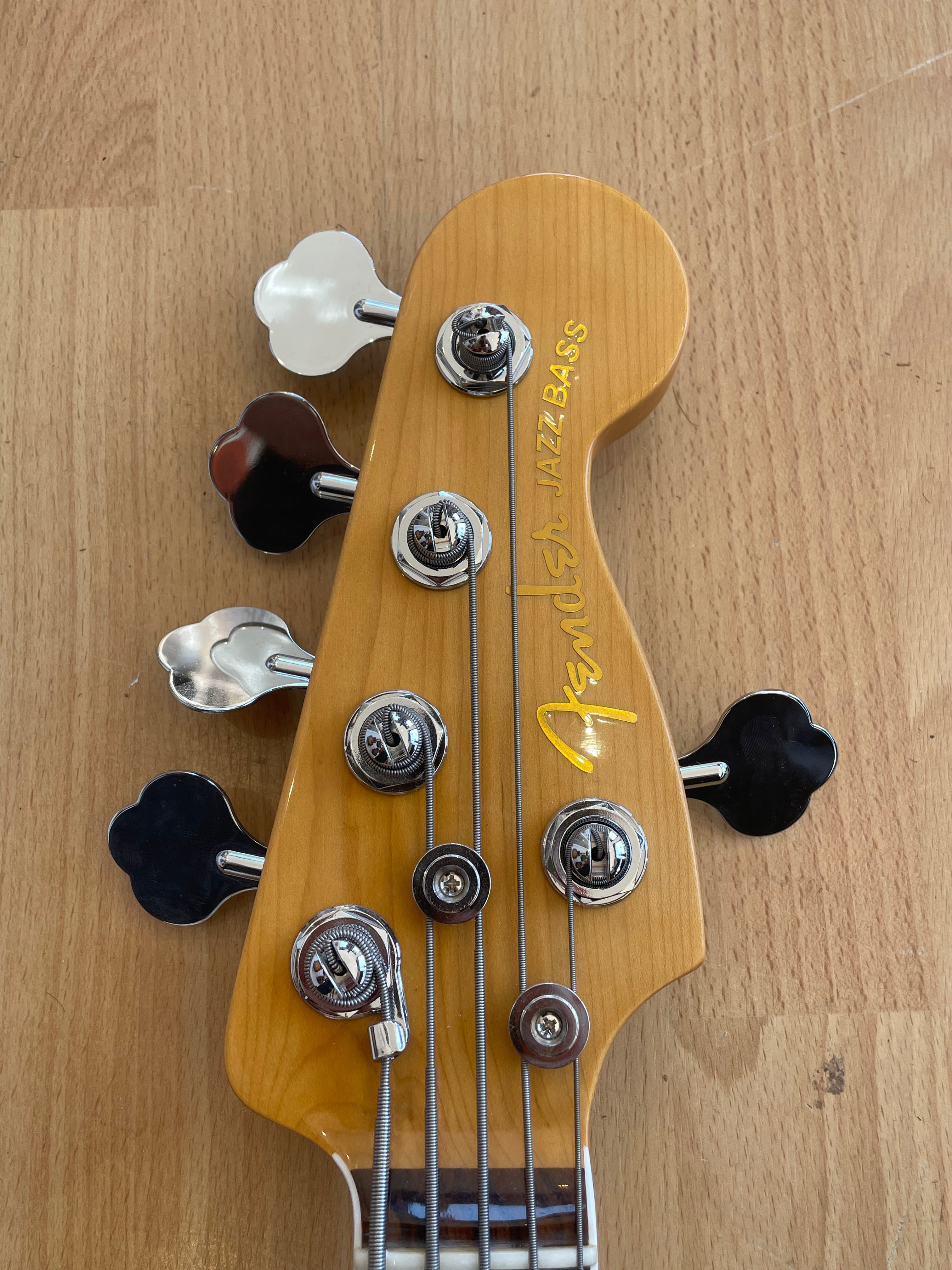 Gorgeous Fender American Ultra  5-String Jazz Bass - Excellent Condition
