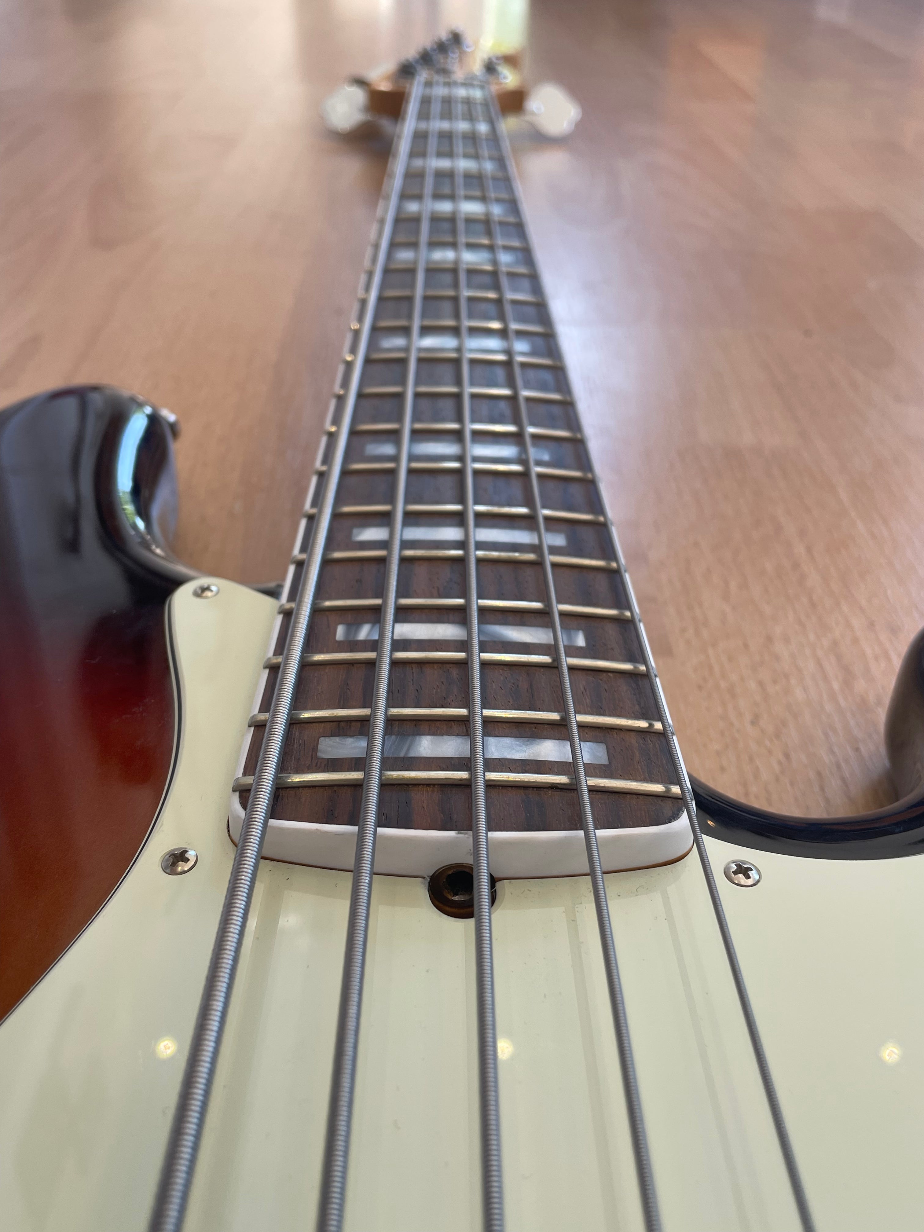 Gorgeous Fender American Ultra  5-String Jazz Bass - Excellent Condition