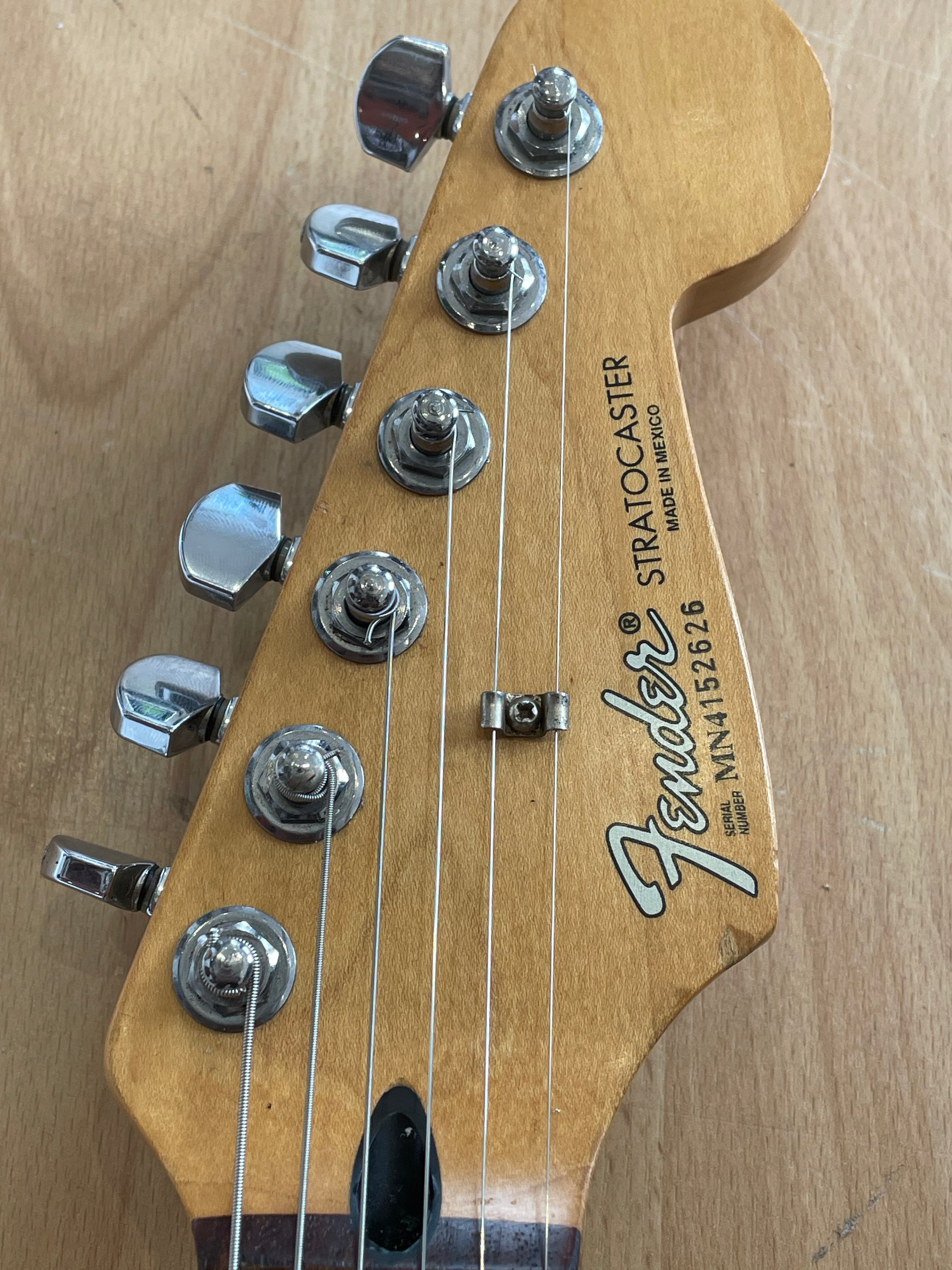 Vintage White Fender Mexican Strat - with HotRail pickups