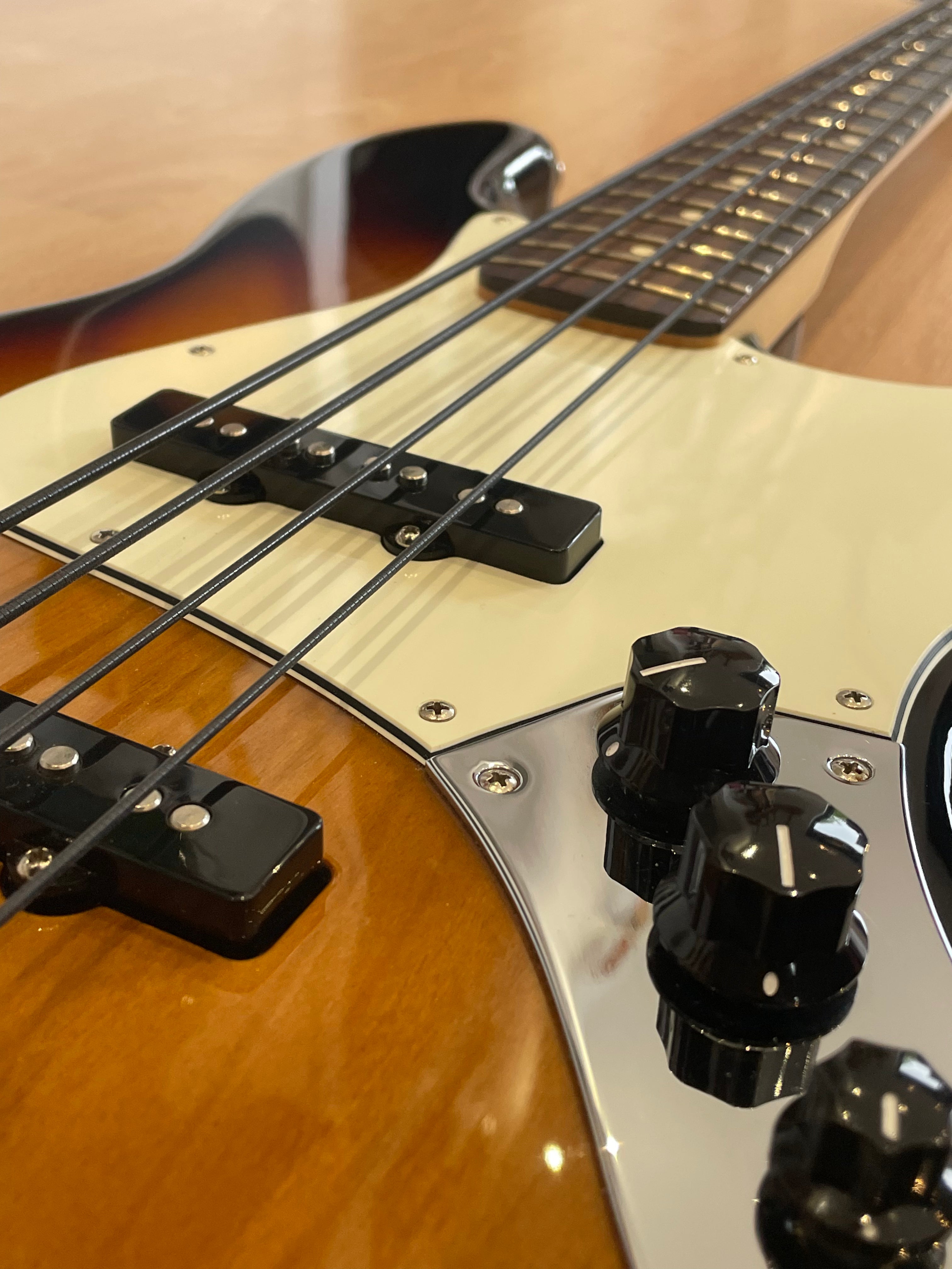 Fender Jazz Bass - Made in Mexico - MINT CONDITION