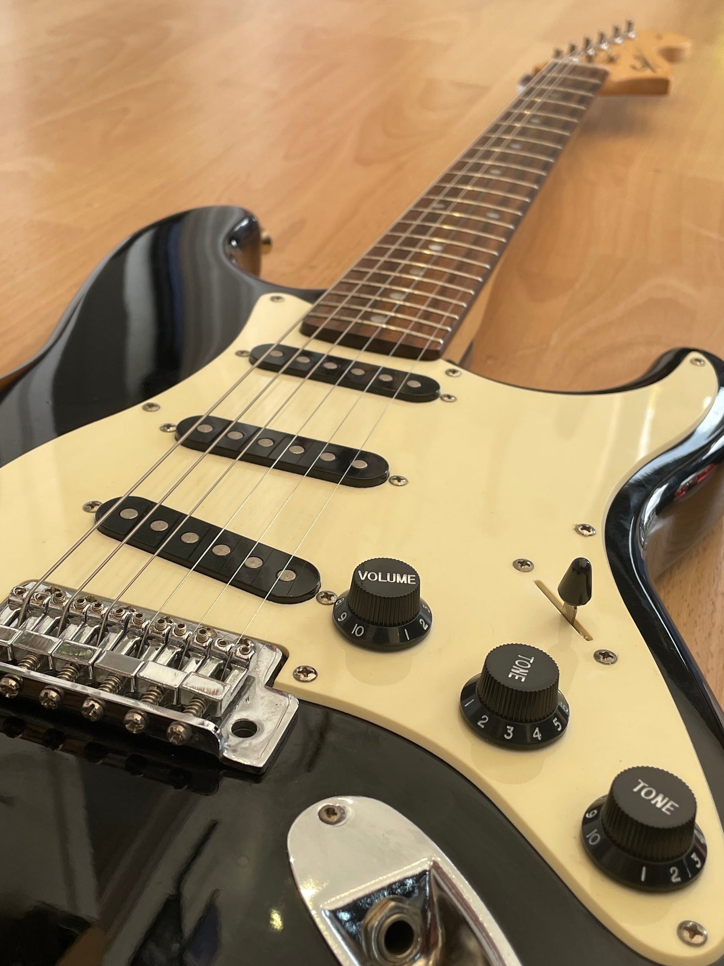 Squier Stratocaster Electric Guitar 1999 - Great Condition