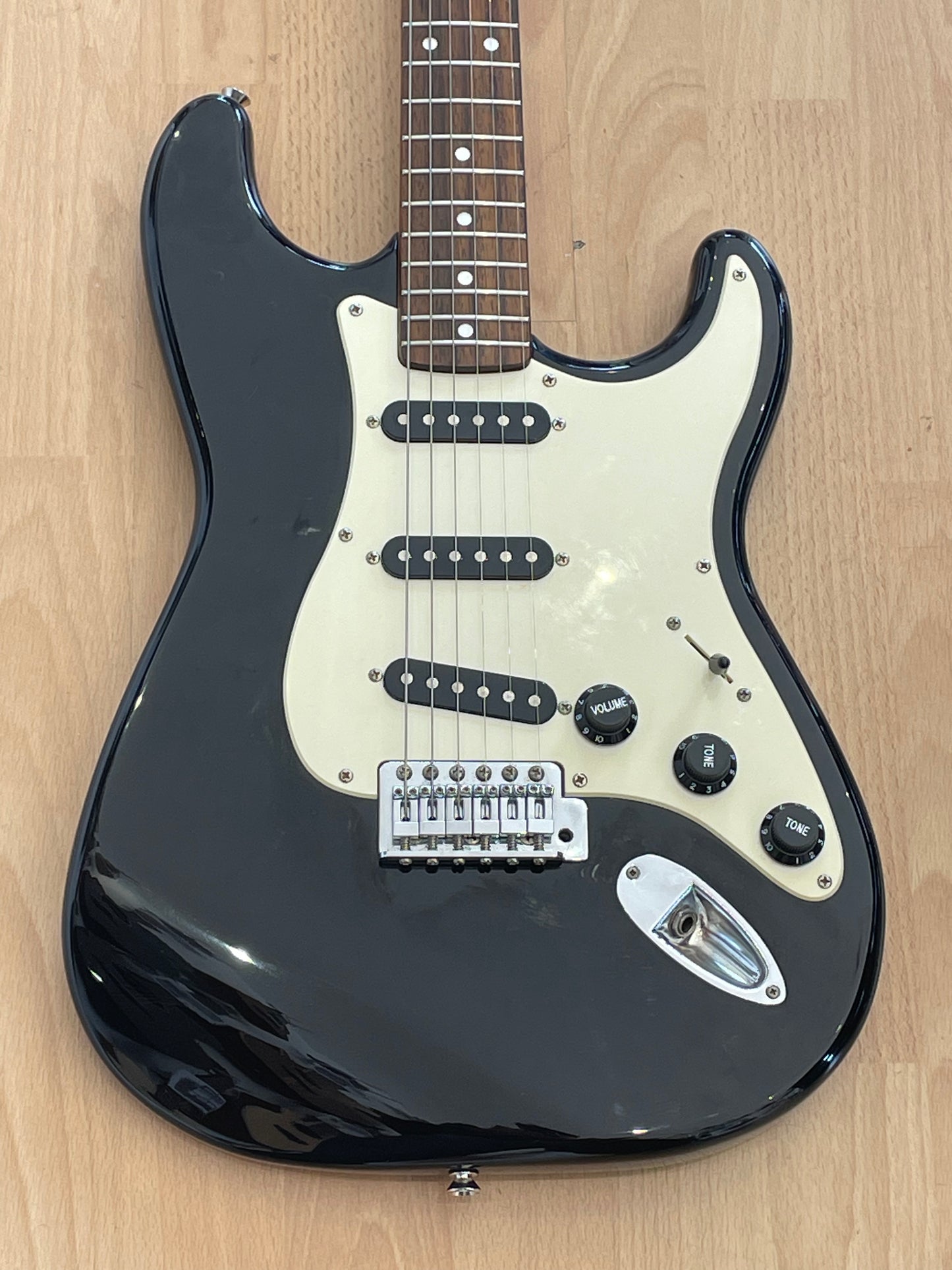 Squier Stratocaster Electric Guitar 1999 - Great Condition