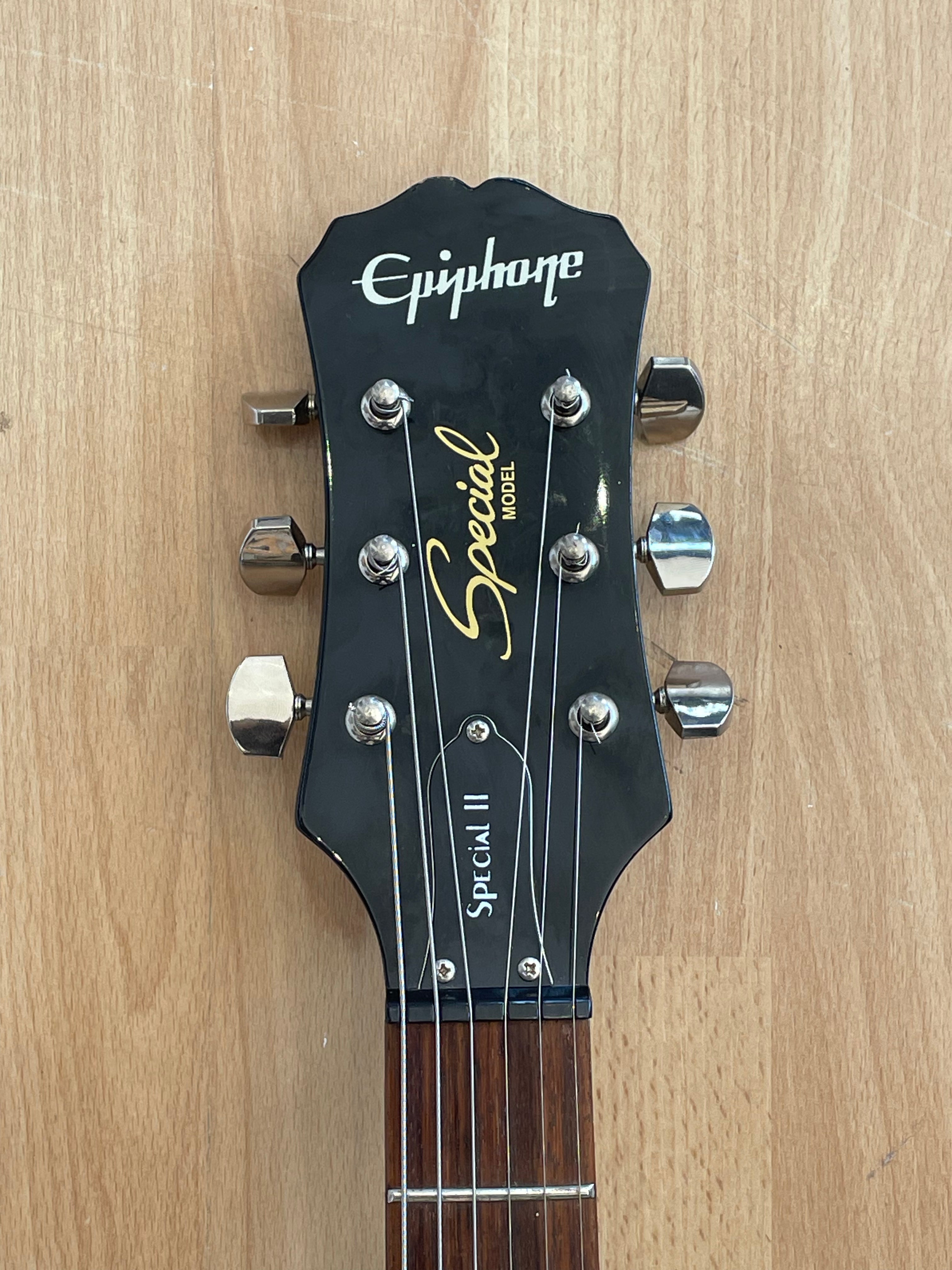 Epiphone Special ii  6 string electric guitar in Jet Black