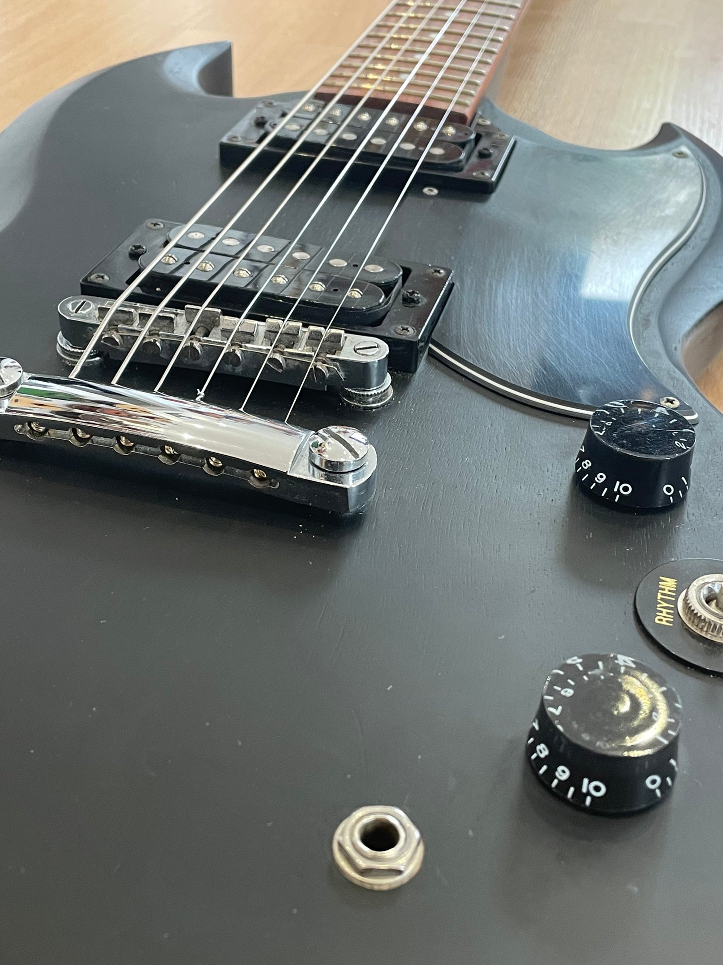 Vintage looking Epiphone SG Standard in black wood finish -good condition