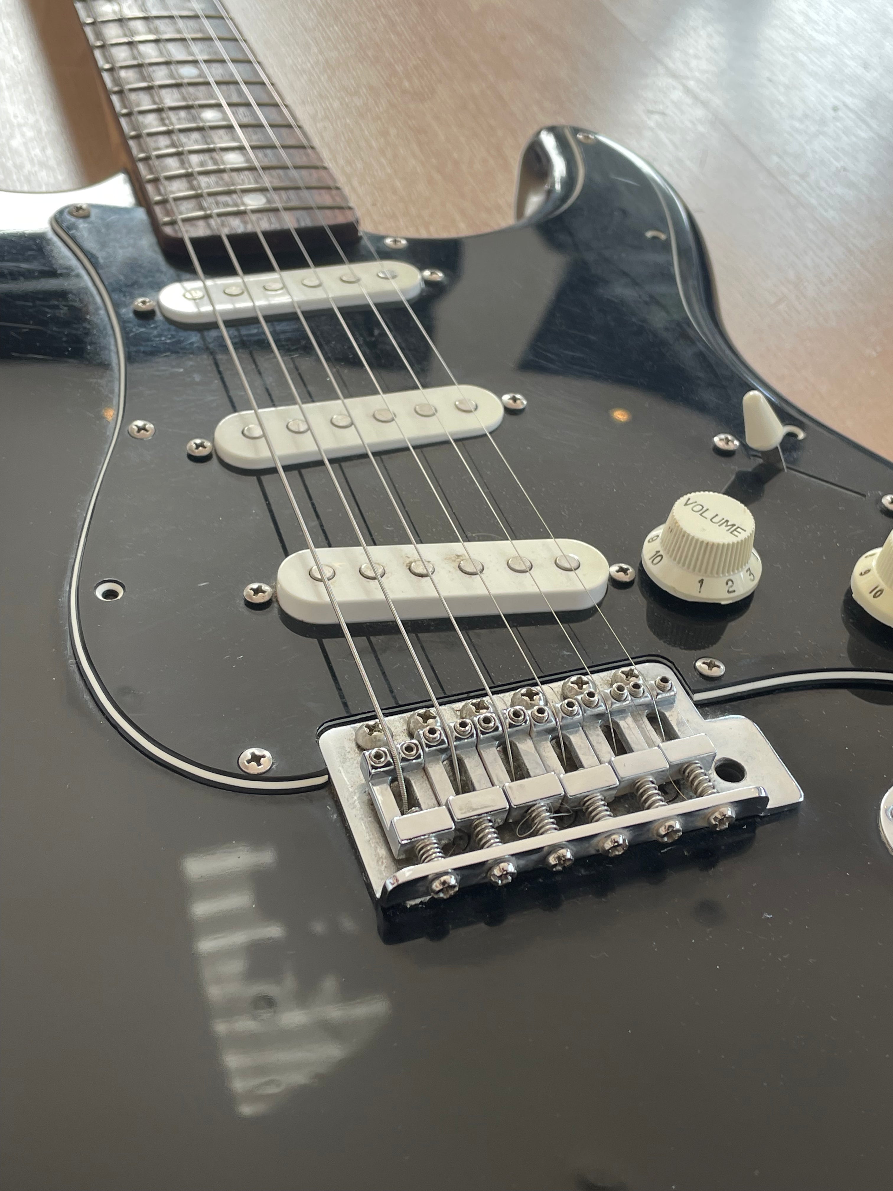 Squier Affinity Series Stratocaster - good condition