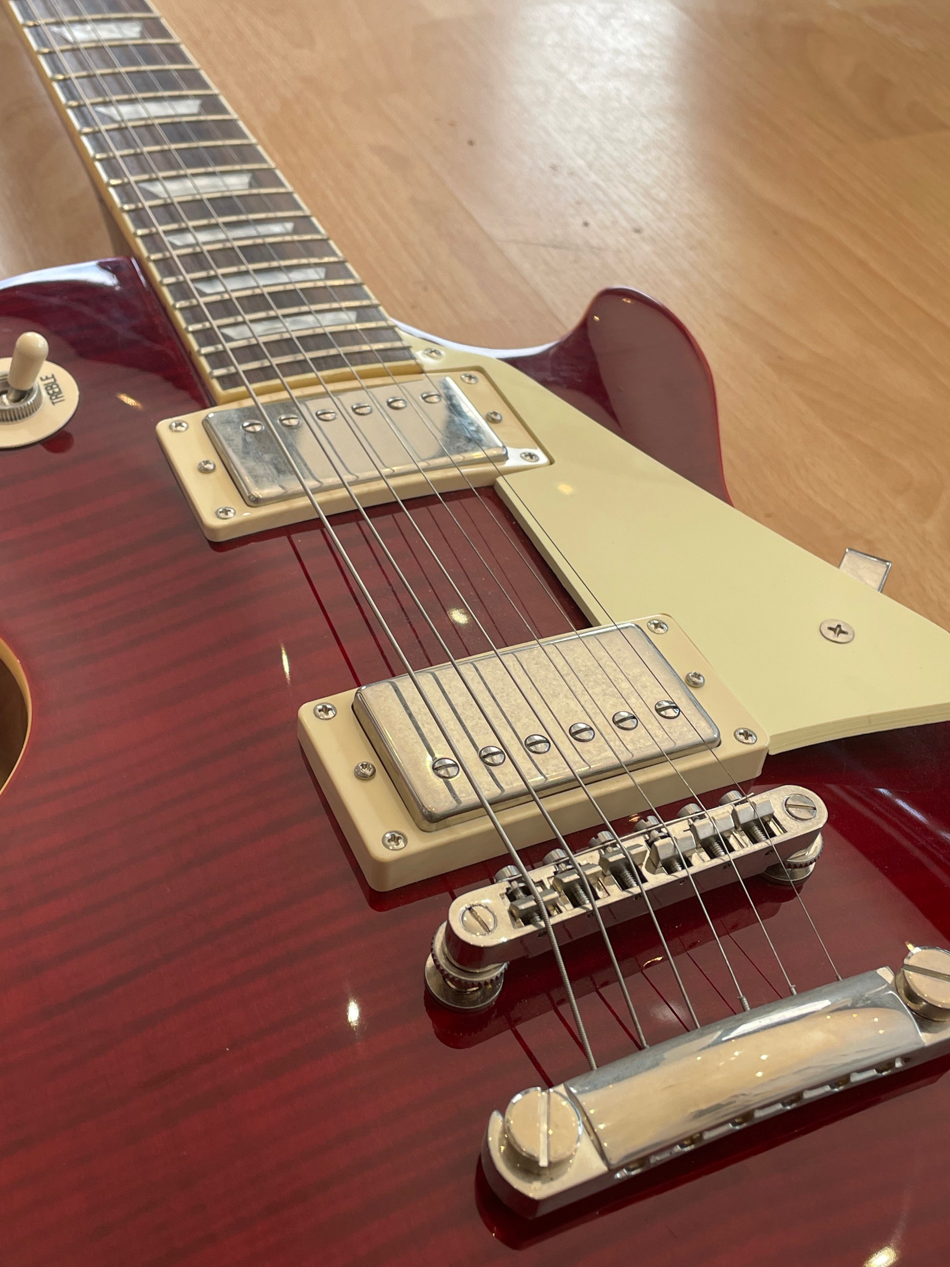 Epiphone Les Paul Standard Pro in Cherry Red - Mint Condition
