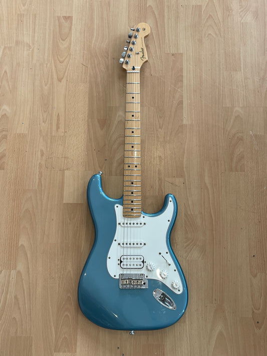 Fender Strat Player Series in Tidepool- with Fender Strap Locks - MINT condition