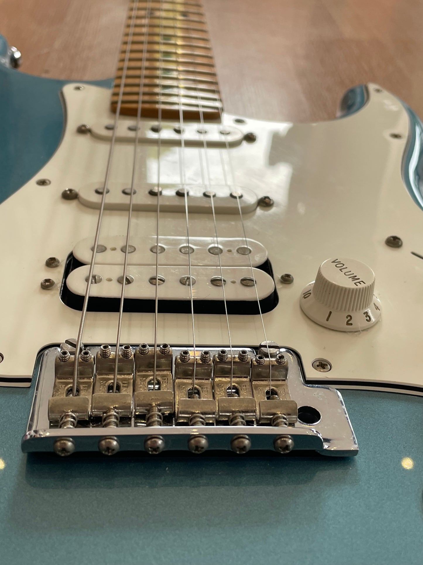 Fender Strat Player Series in Tidepool- with Fender Strap Locks - MINT condition