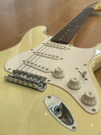 Squier Affinity Stratocaster 20th Anniversary Edition Vintage White - Good Condition