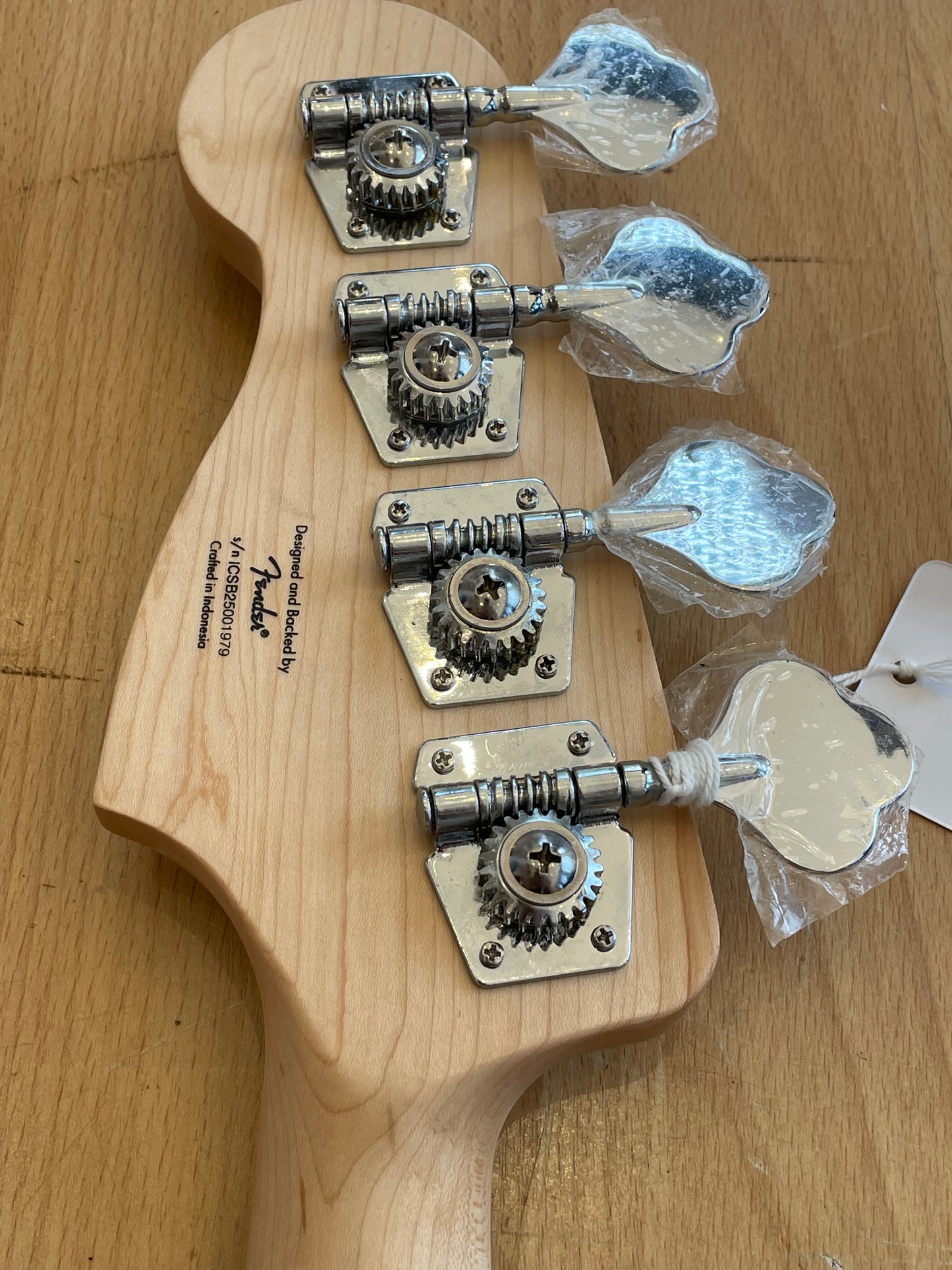 Fender Squier Sonic Precision Bass - MINT CONDITION