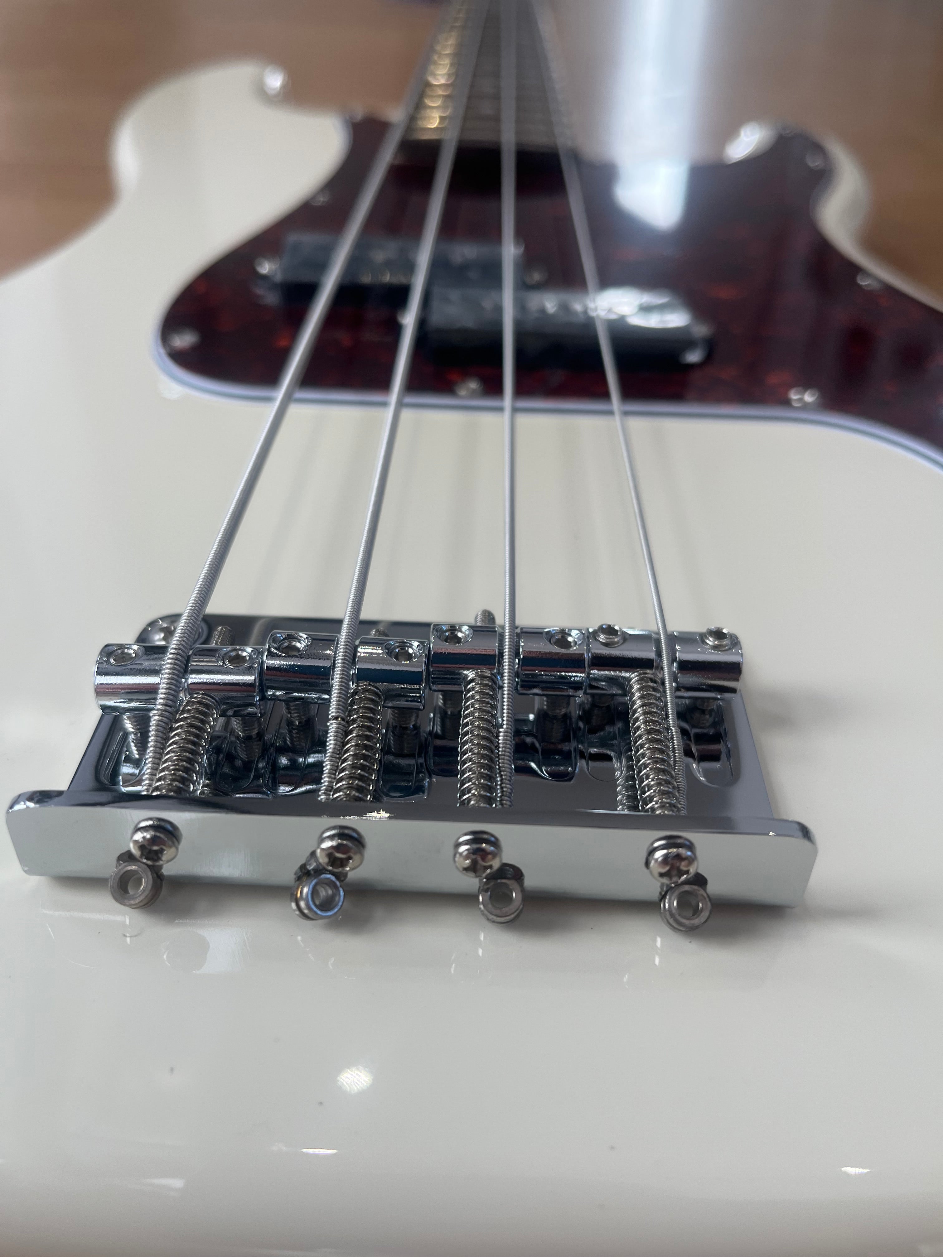 Gould Electric Bass - Princeton Model. Cream