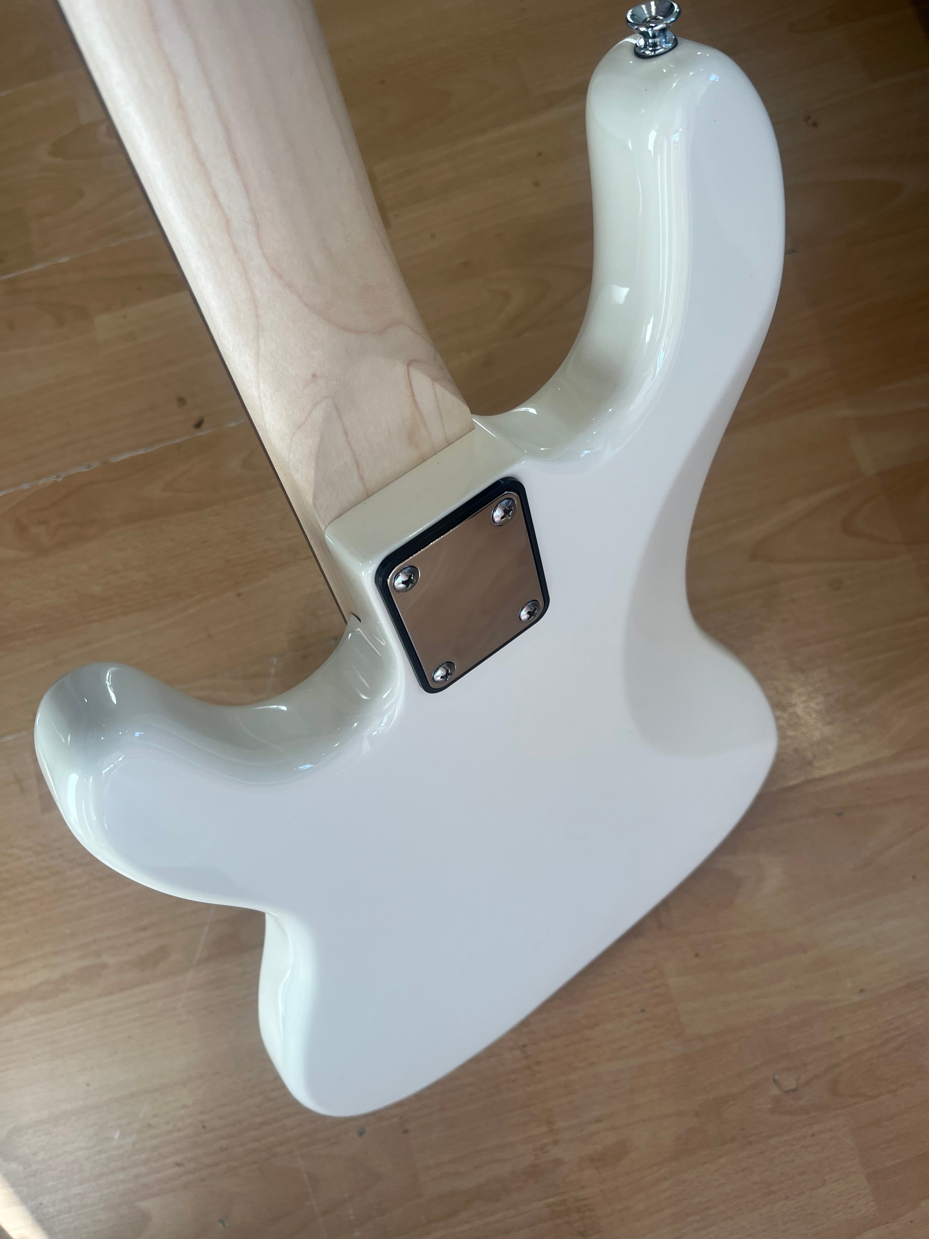 Gould Electric Bass - Princeton Model. Cream