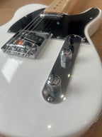 Gould Electric Guitar - Tennessee Model. Pure White