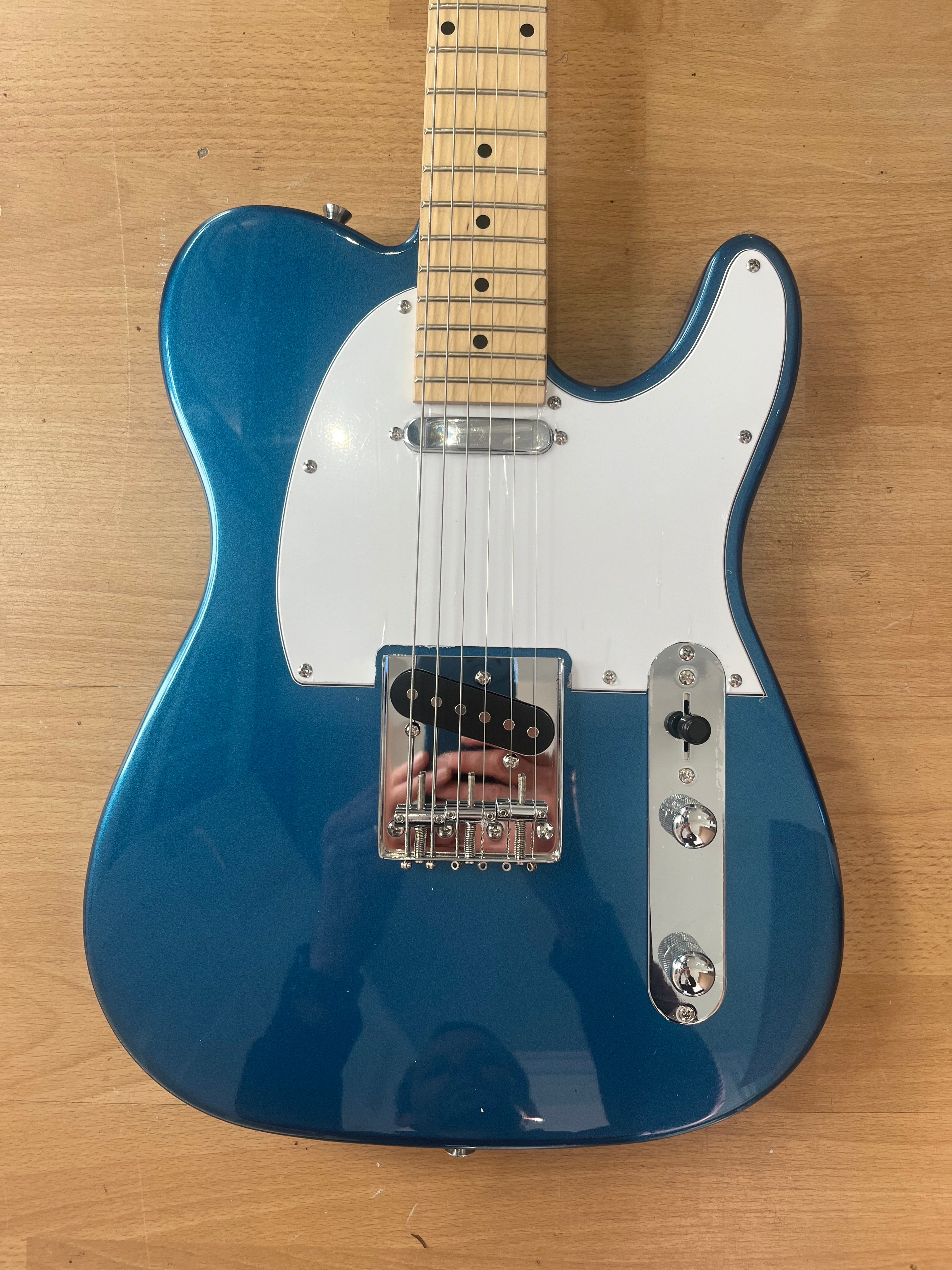 Gould Electric Guitar - Tennessee Model. Metallic Blue